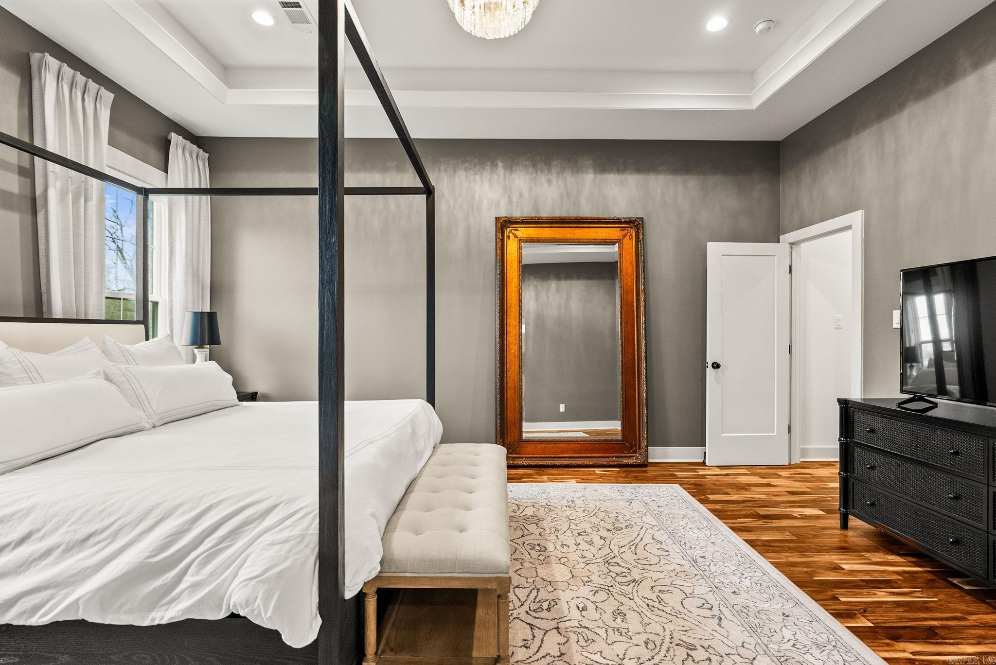 NORTH SHORE @ HURRICANE LAKE EST - Residential