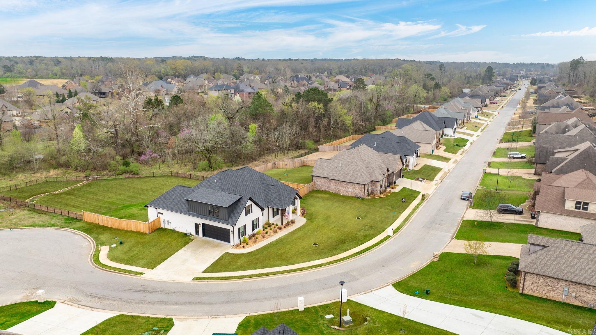 NORTH SHORE @ HURRICANE LAKE EST - Residential