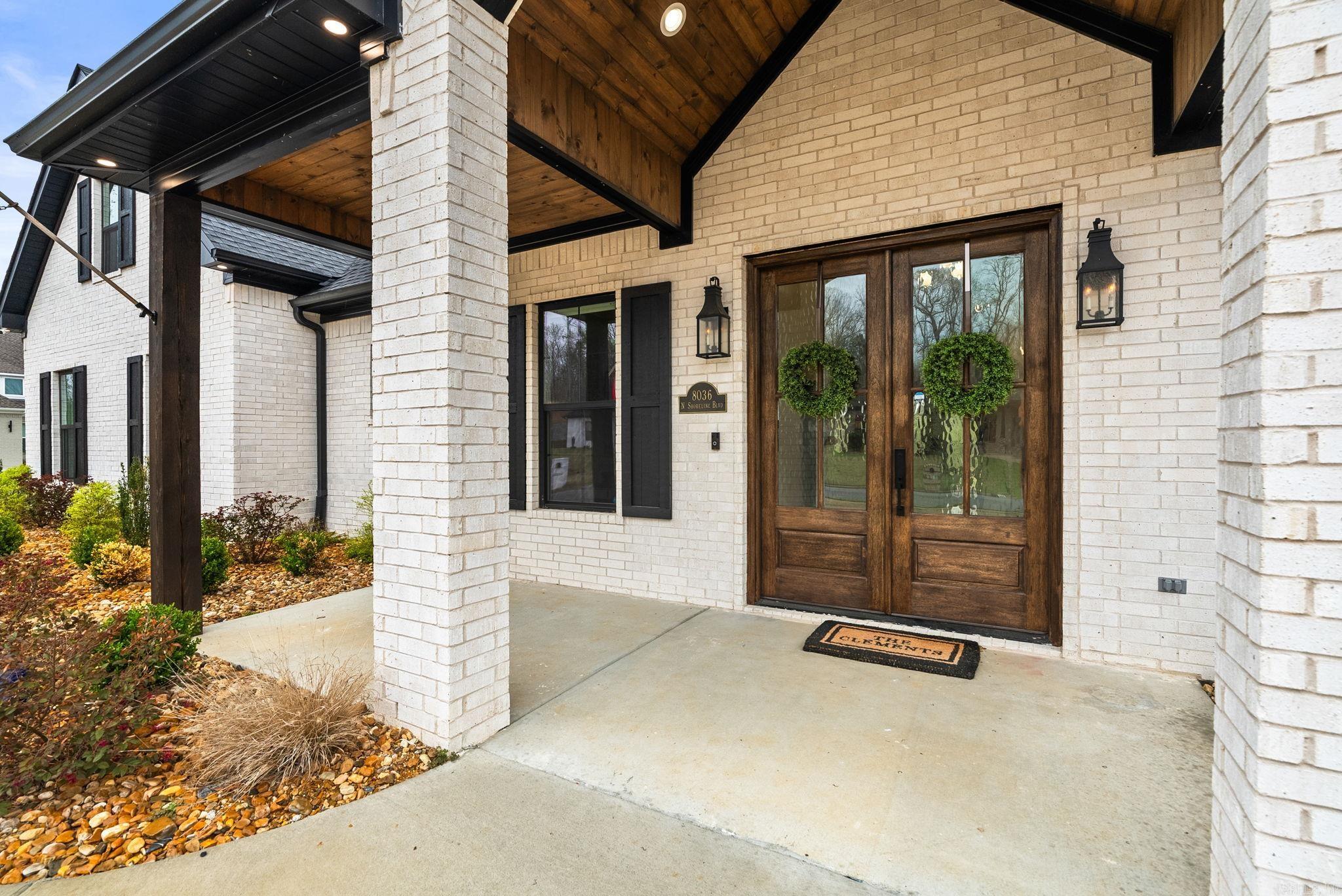 NORTH SHORE @ HURRICANE LAKE EST - Residential