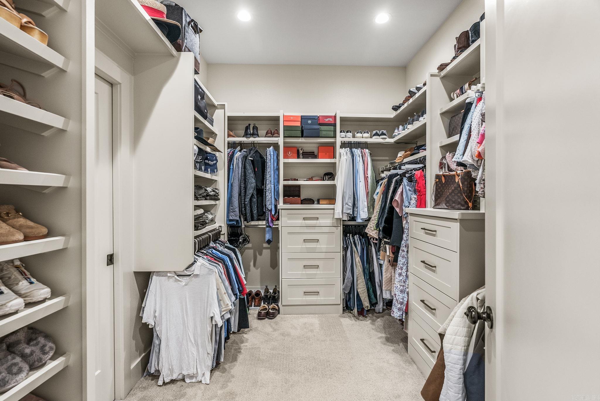 NORTH SHORE @ HURRICANE LAKE EST - Residential