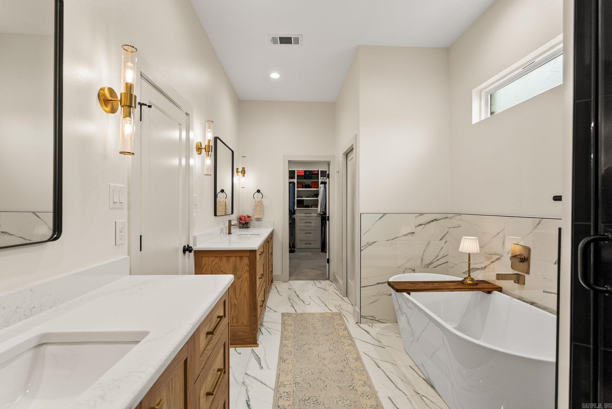 NORTH SHORE @ HURRICANE LAKE EST - Residential