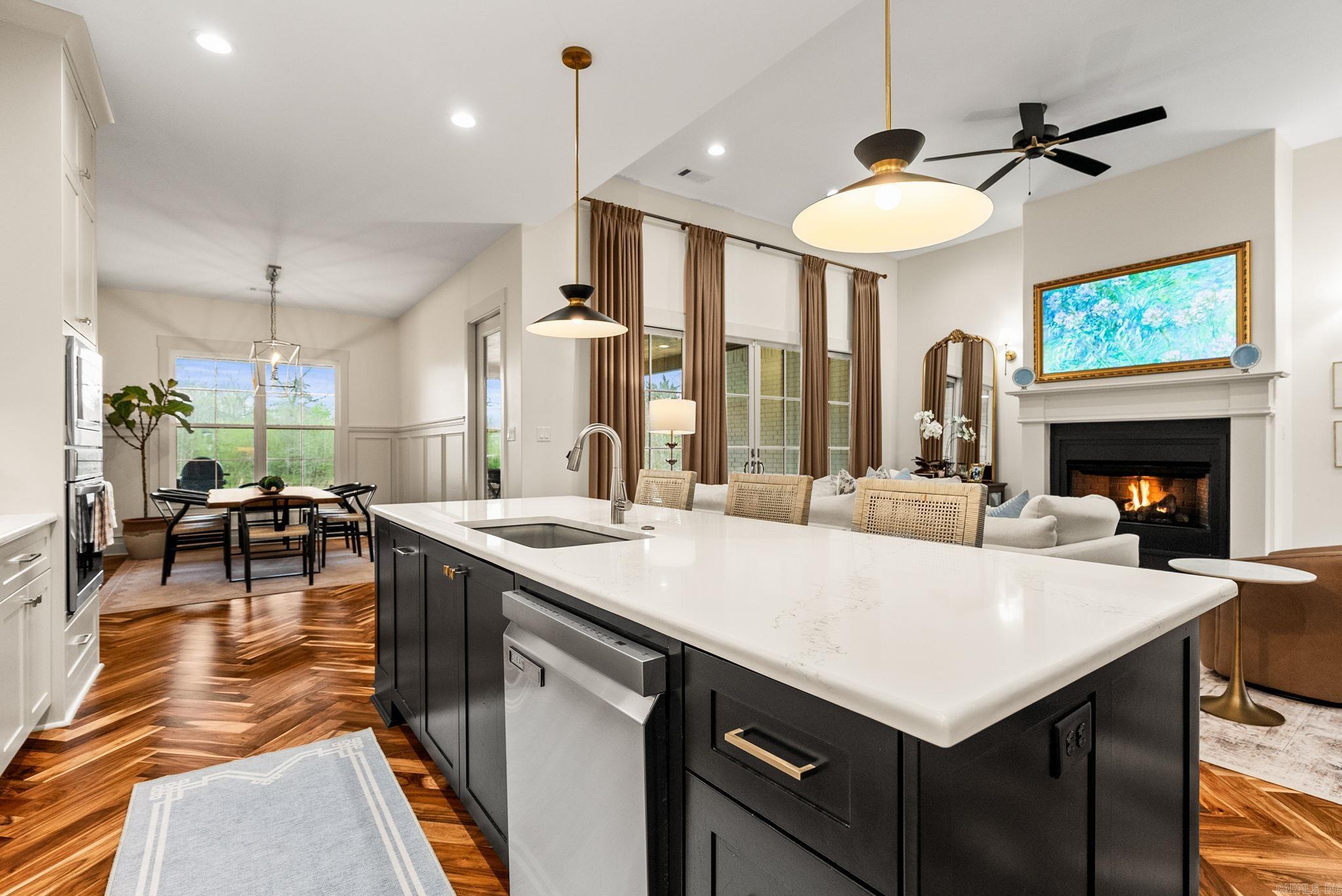 NORTH SHORE @ HURRICANE LAKE EST - Residential