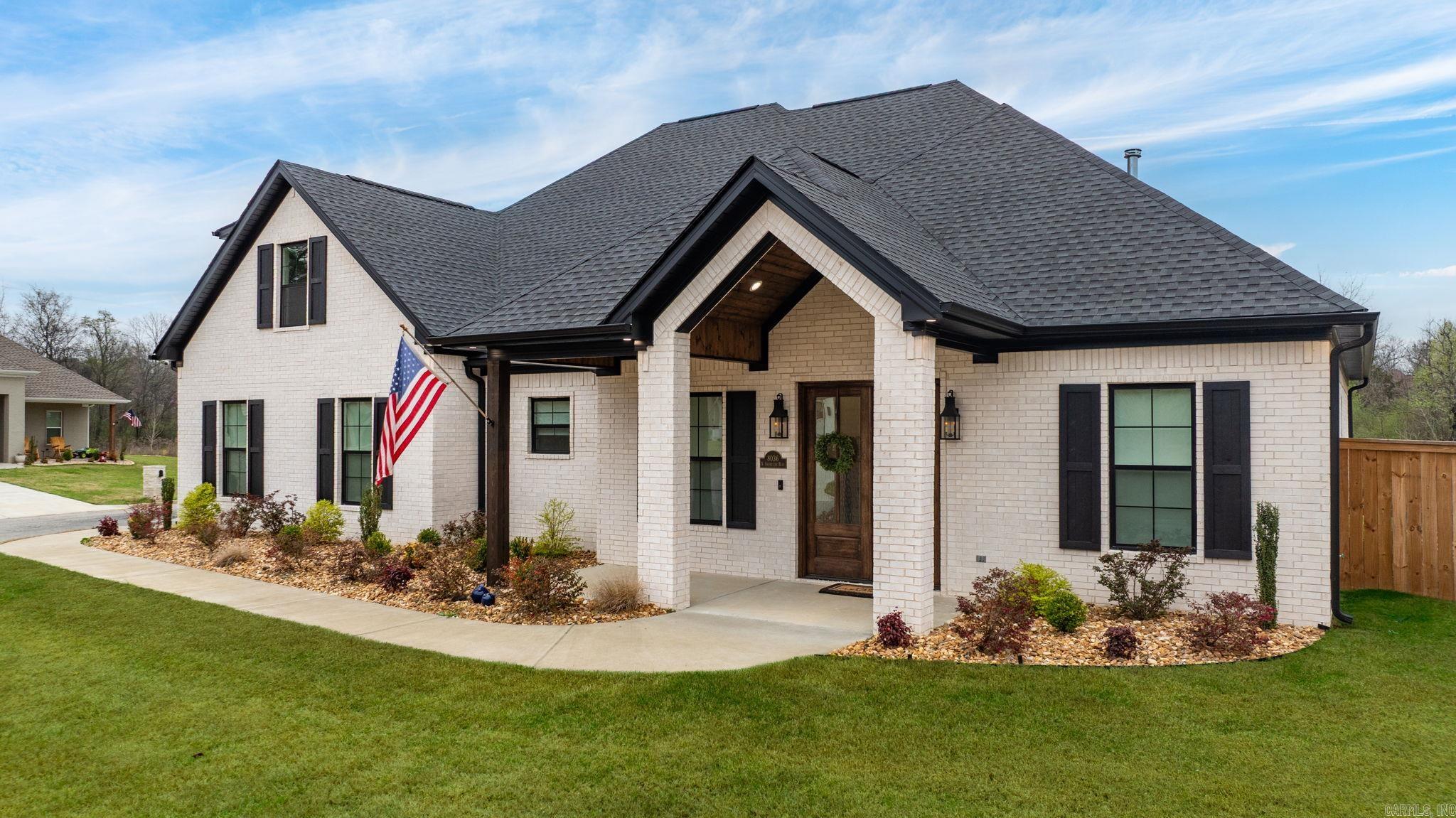 NORTH SHORE @ HURRICANE LAKE EST - Residential