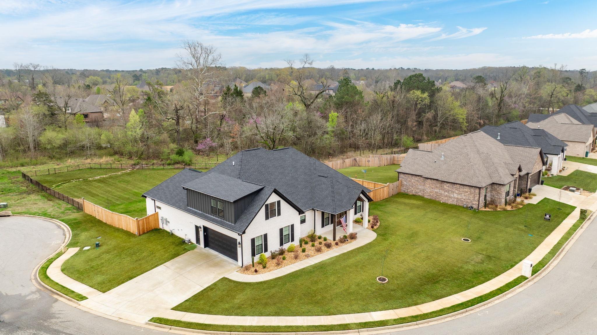 NORTH SHORE @ HURRICANE LAKE EST - Residential