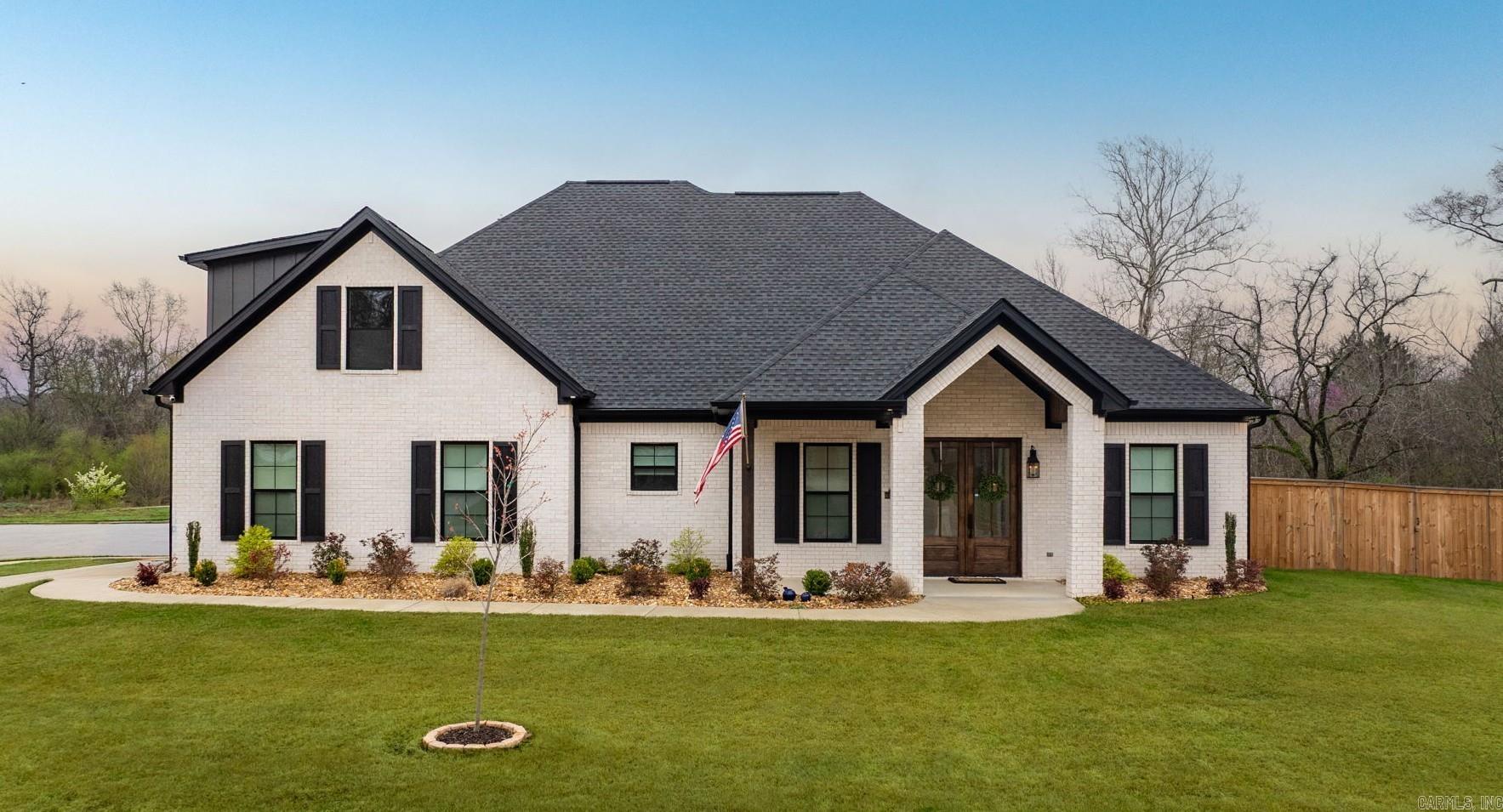 NORTH SHORE @ HURRICANE LAKE EST - Residential