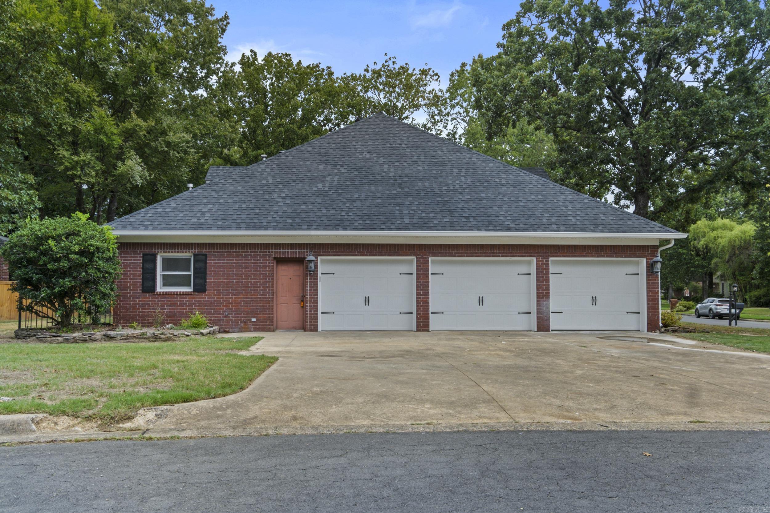 CHENAL VALLEY ABERDEEN - Residential