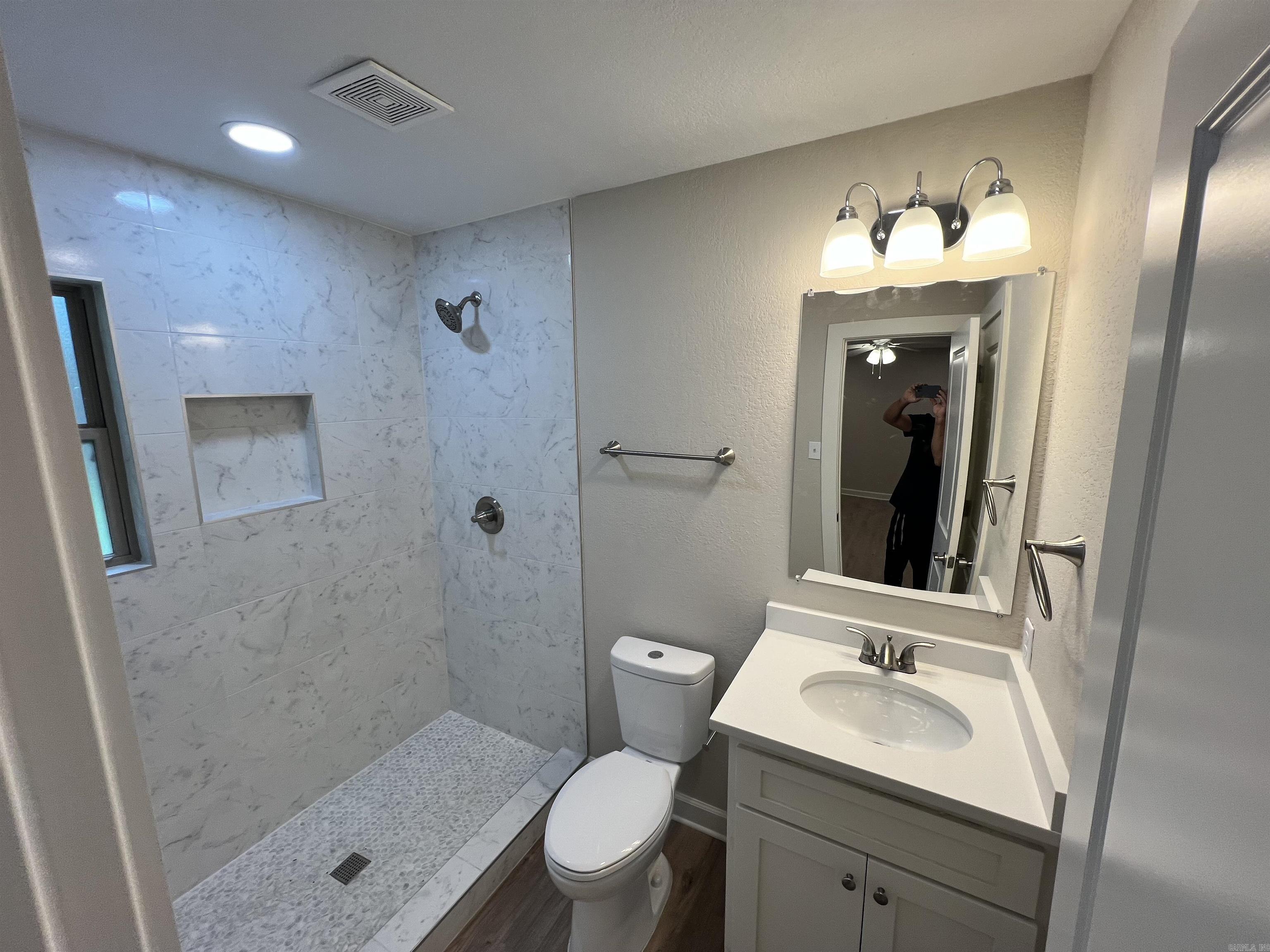 Lynnwood Acres - Residential