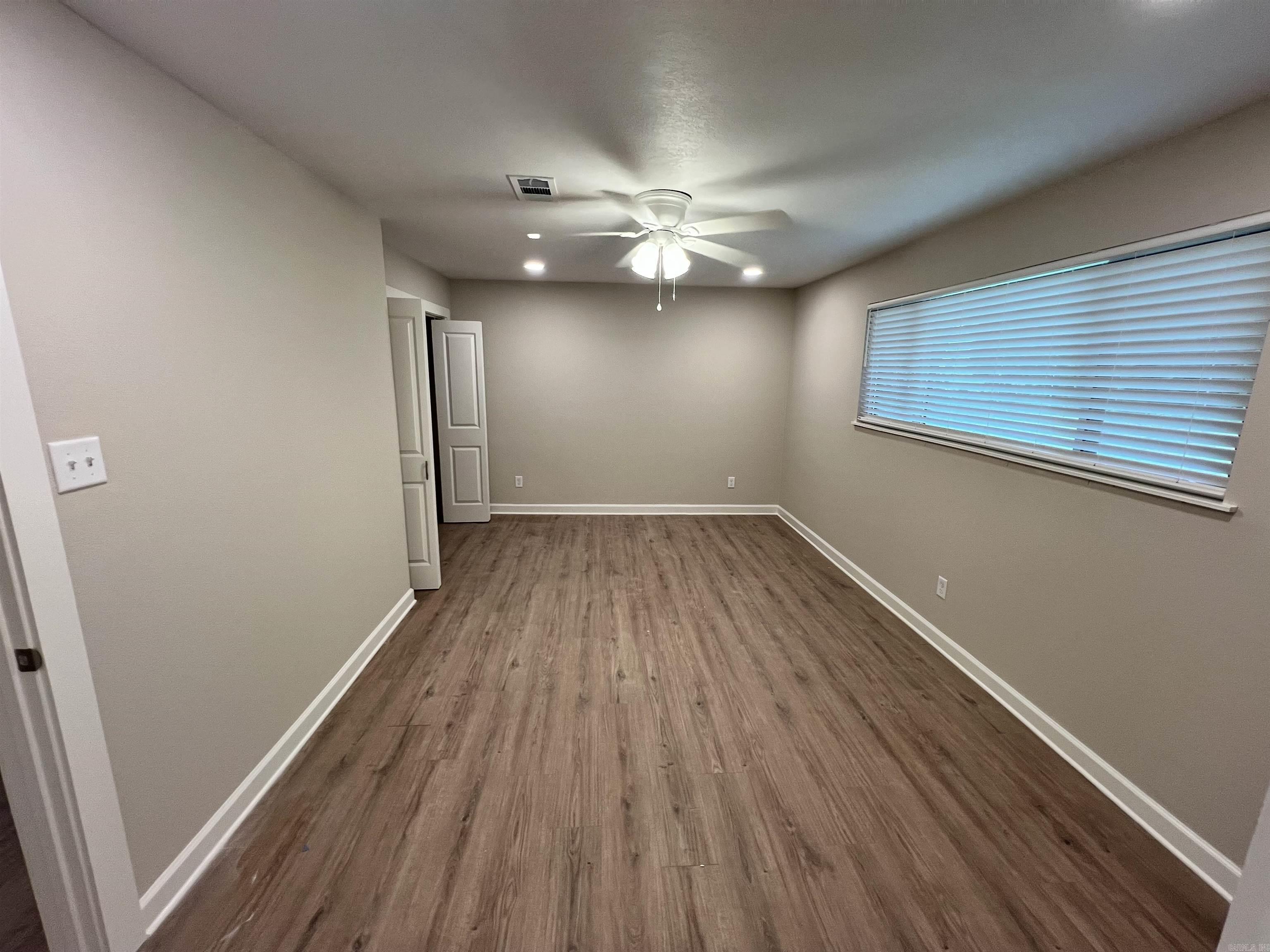 Lynnwood Acres - Residential