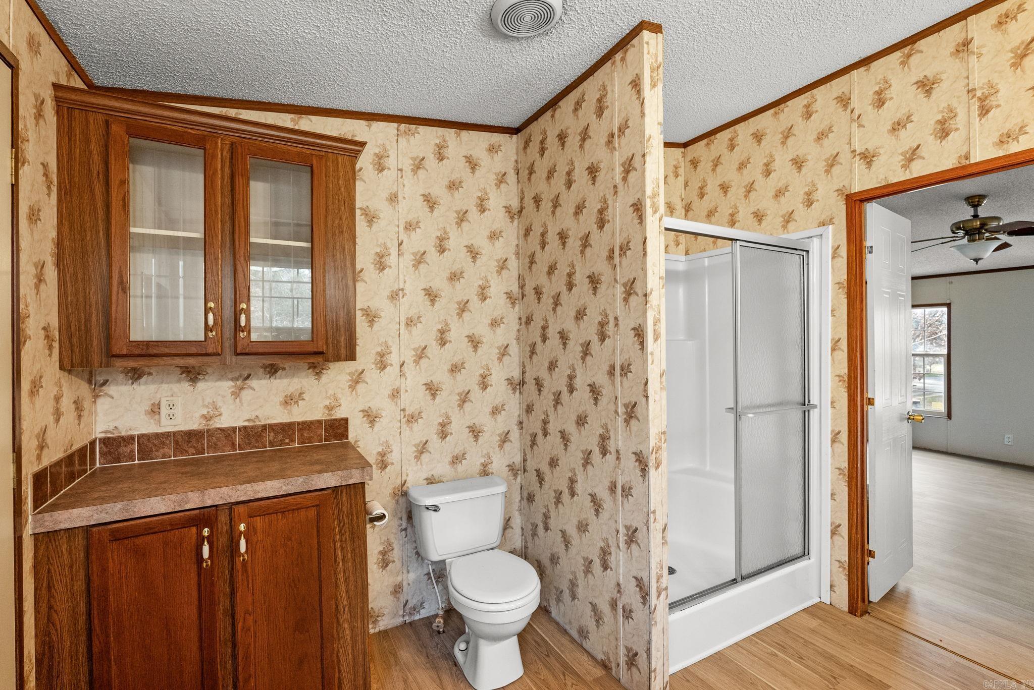 HOLLAND HILLS - Residential