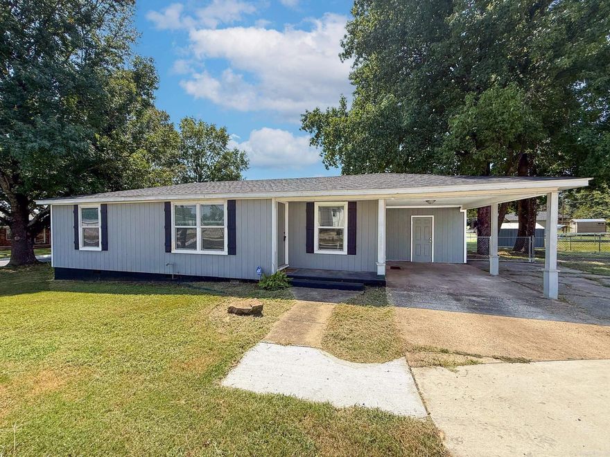 Remodeled 3 bedroom, 1 bathroom home with a large lot in a great location! No smoking or vaping in the house or garage, up to 2 pets allowed with approval and fees. Application/background check/rental verification and security deposit required.