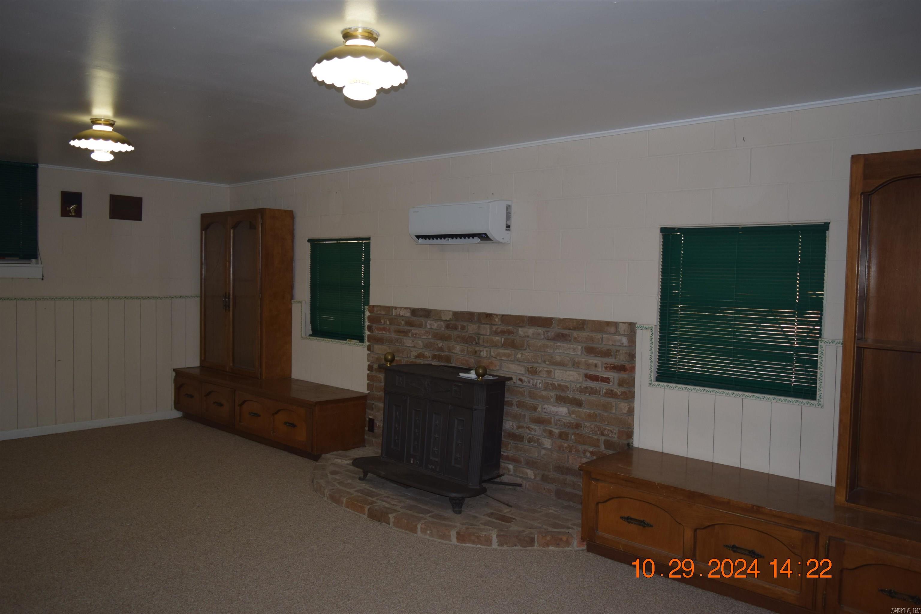 BRADY WOOD - Residential
