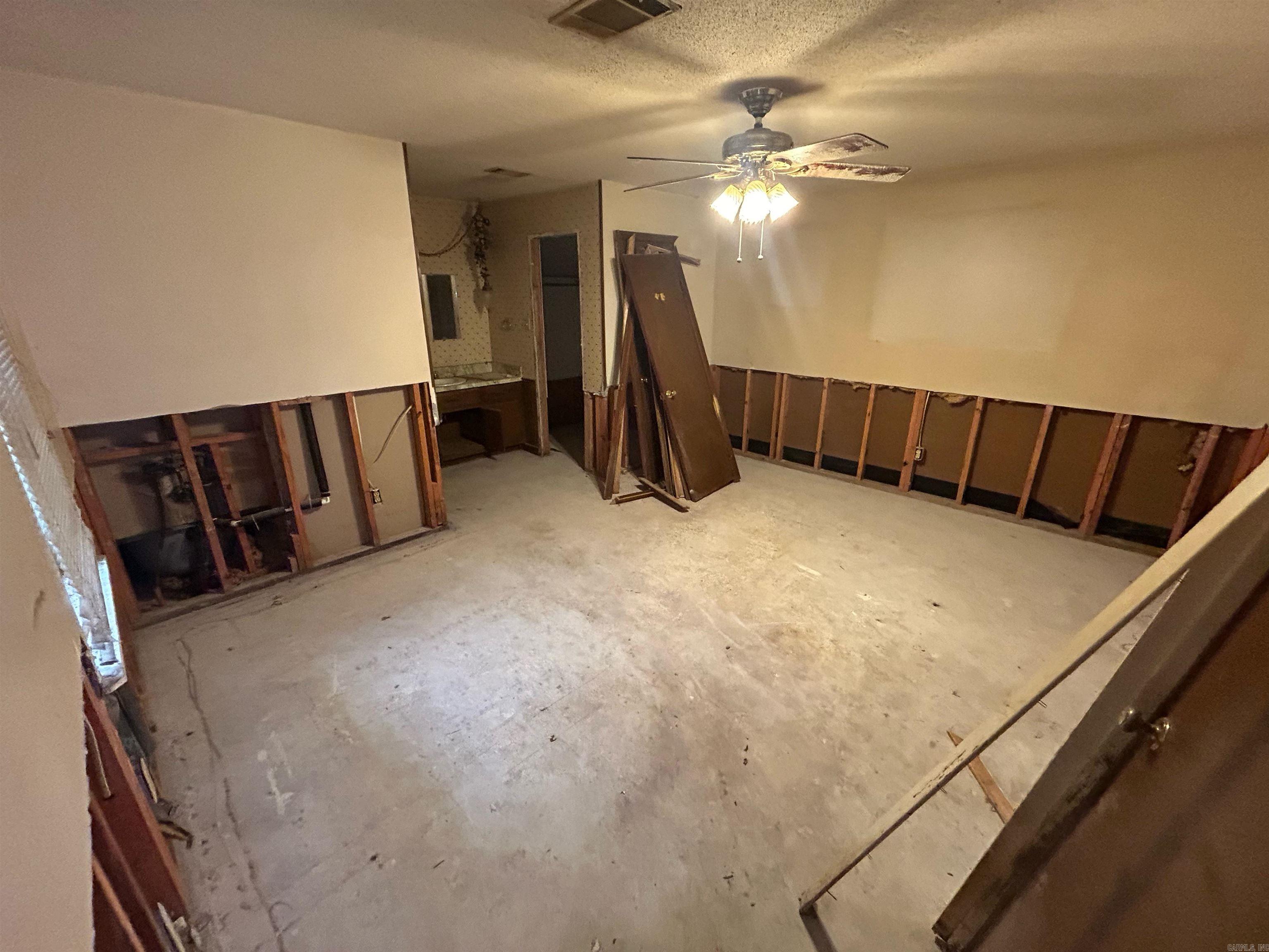 Rolling Hills East - Residential