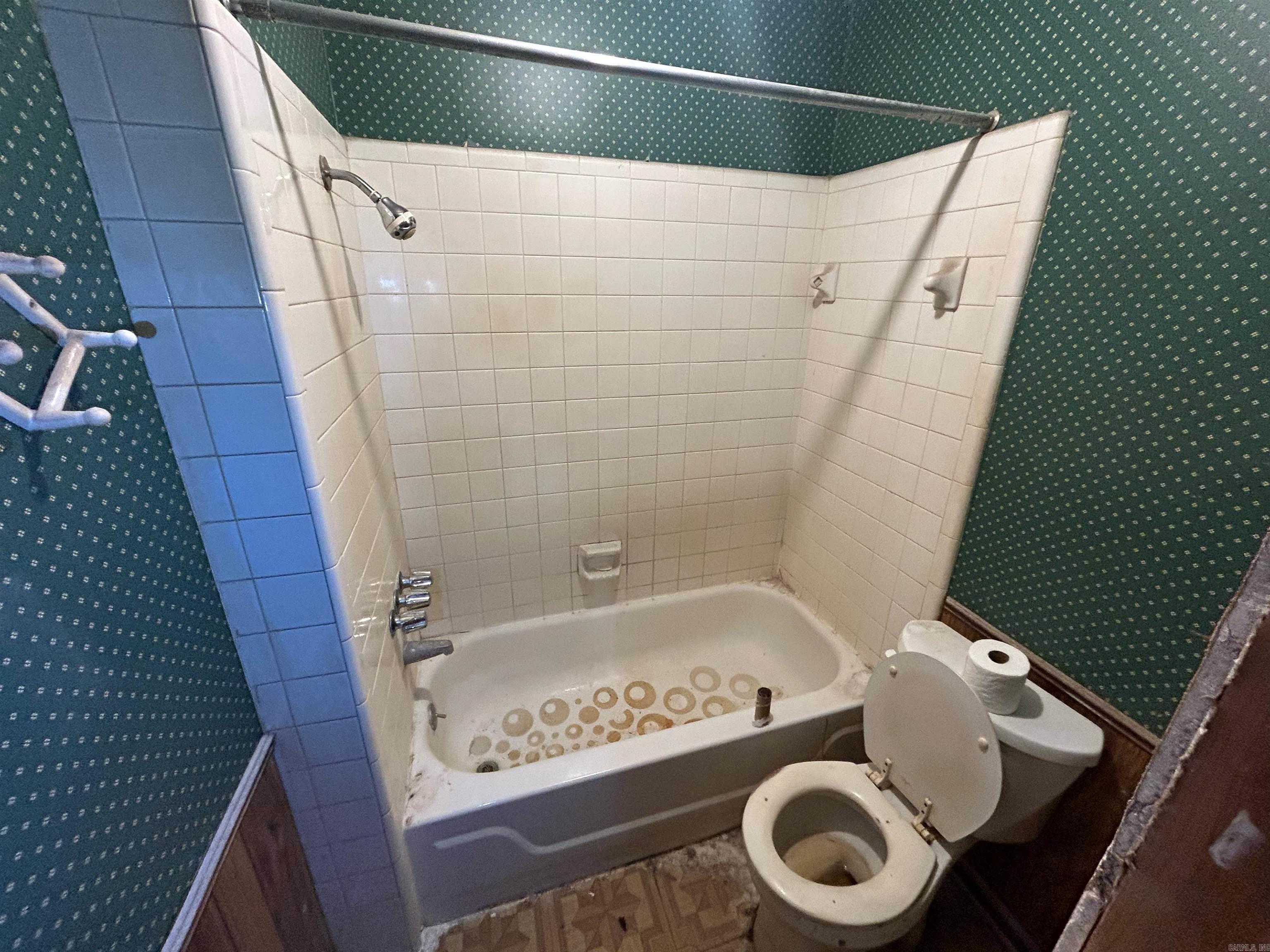 Rolling Hills East - Residential