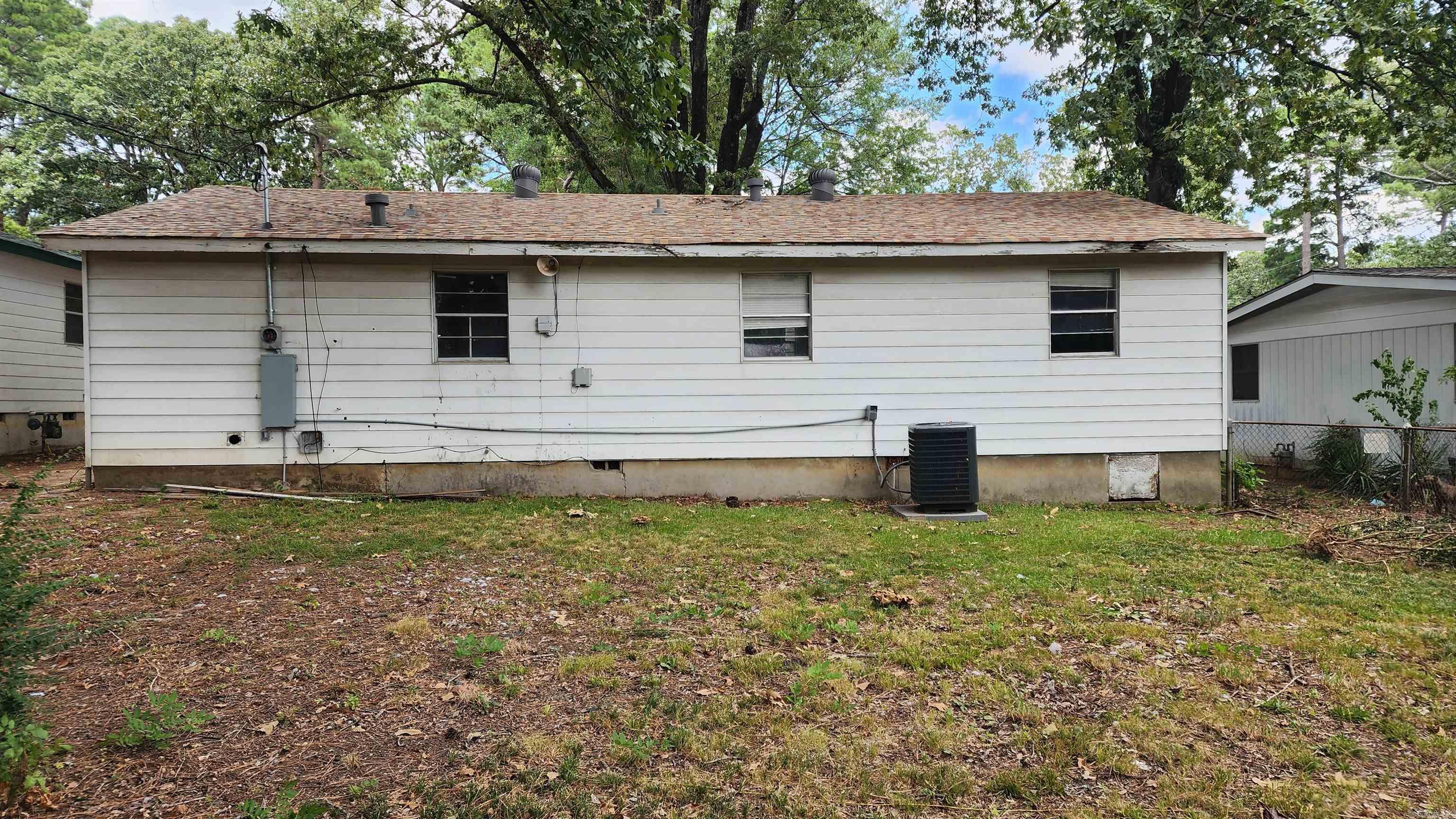 WAKEFIELD VILLAGE - Residential