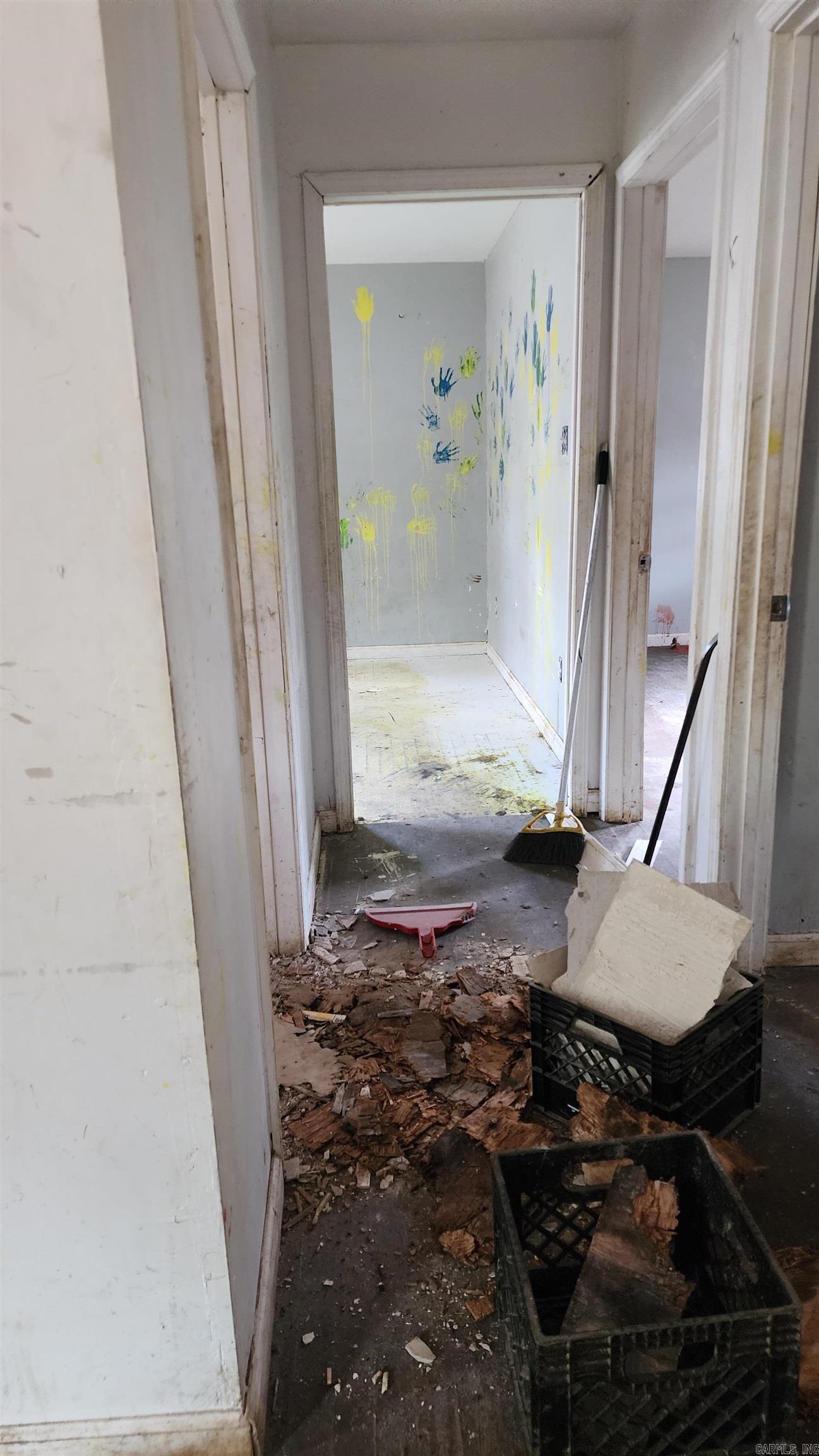 WAKEFIELD VILLAGE - Residential