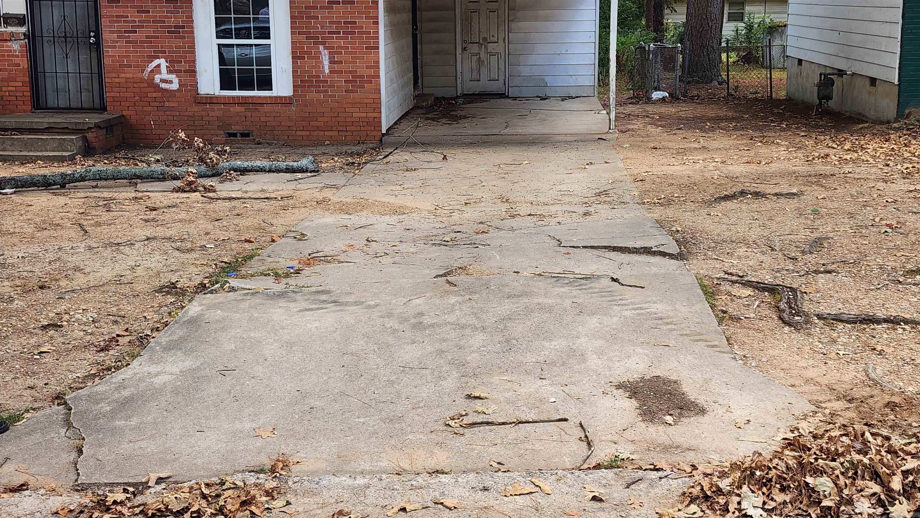 WAKEFIELD VILLAGE - Residential