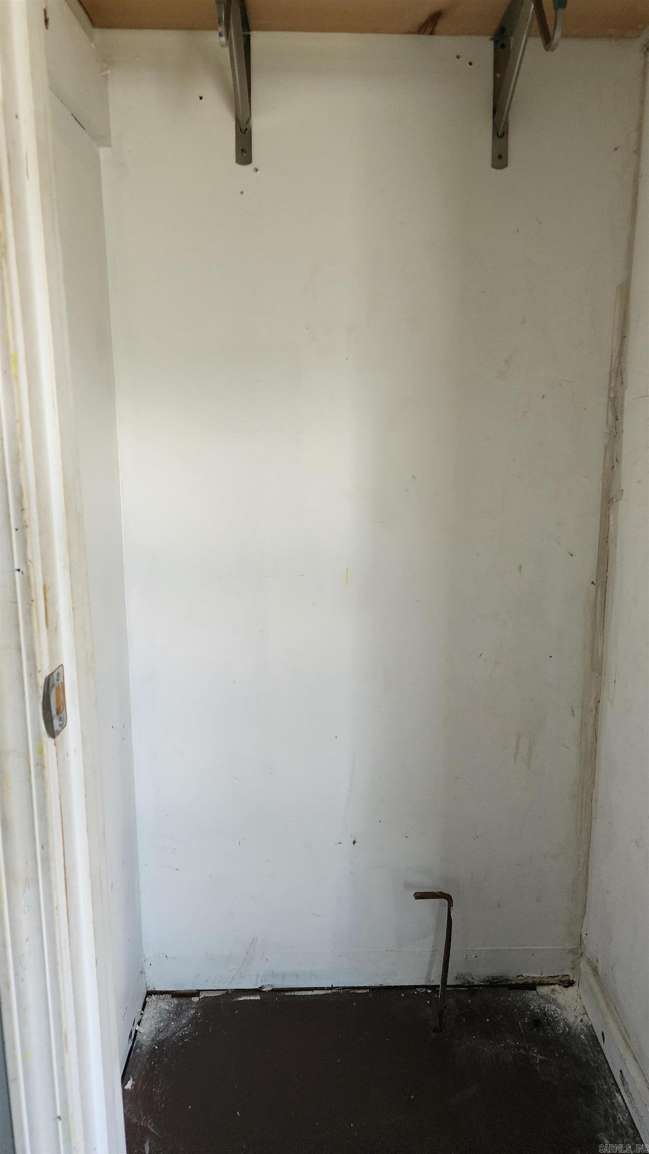 WAKEFIELD VILLAGE - Residential