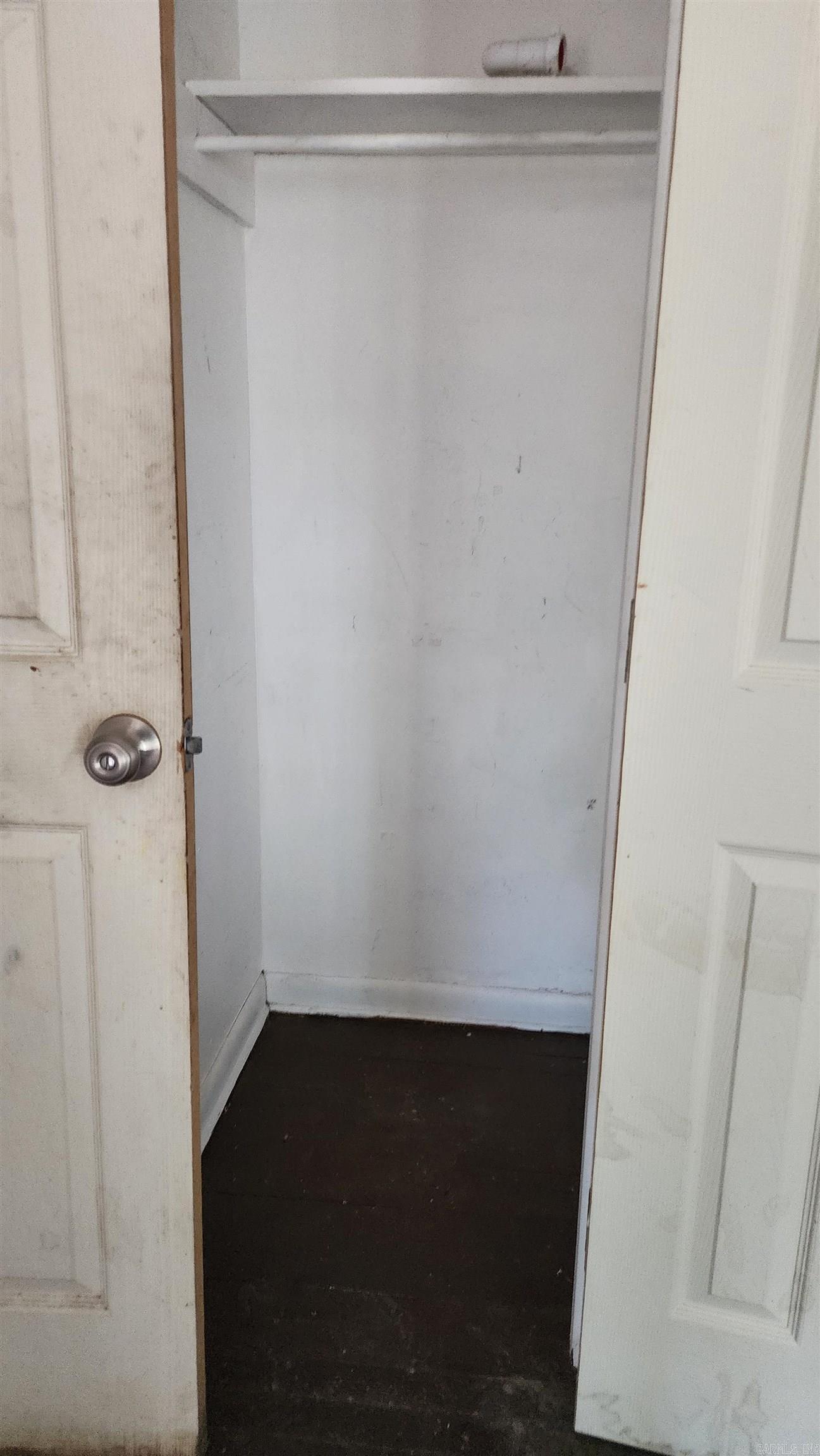 WAKEFIELD VILLAGE - Residential