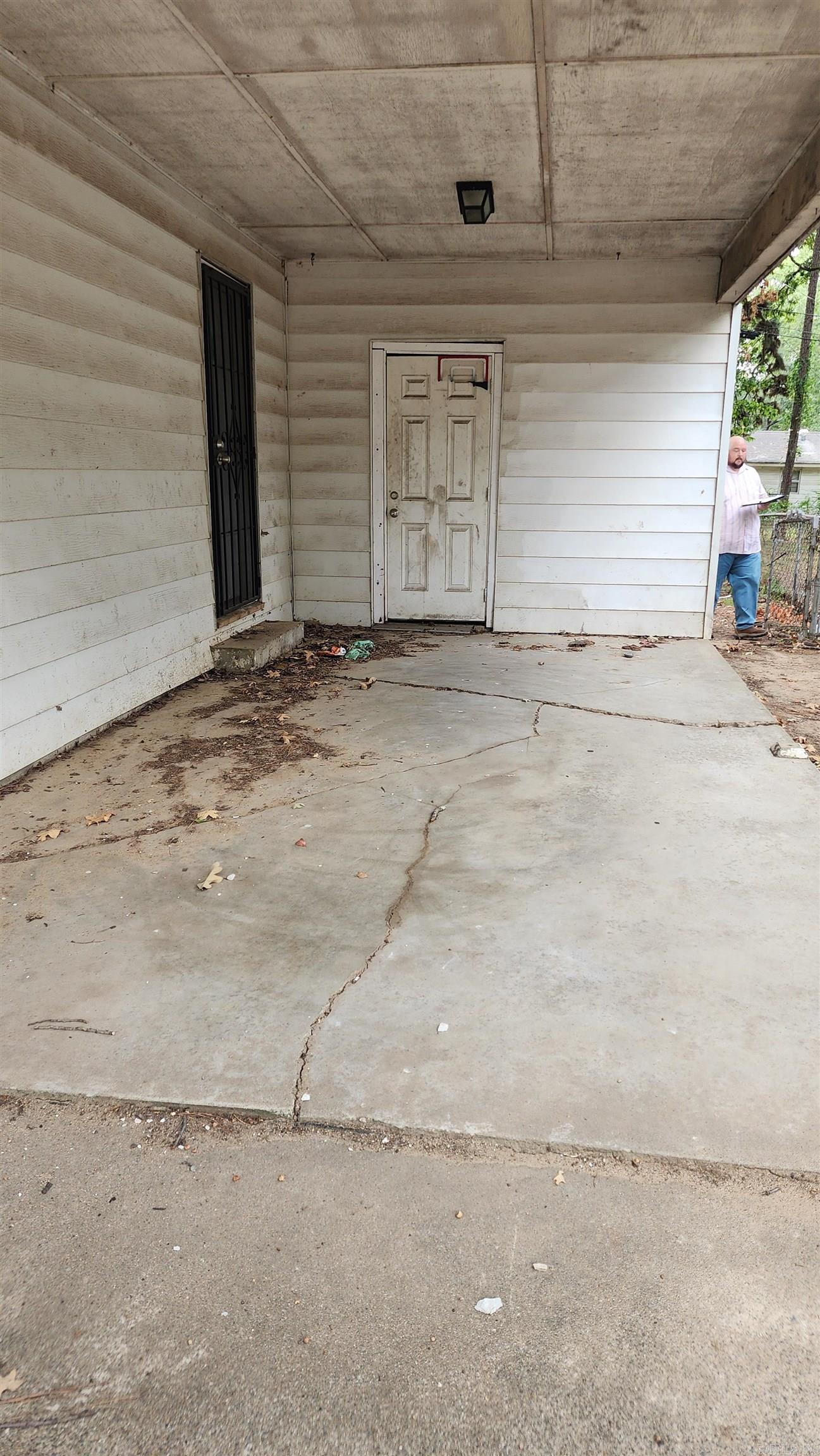 WAKEFIELD VILLAGE - Residential