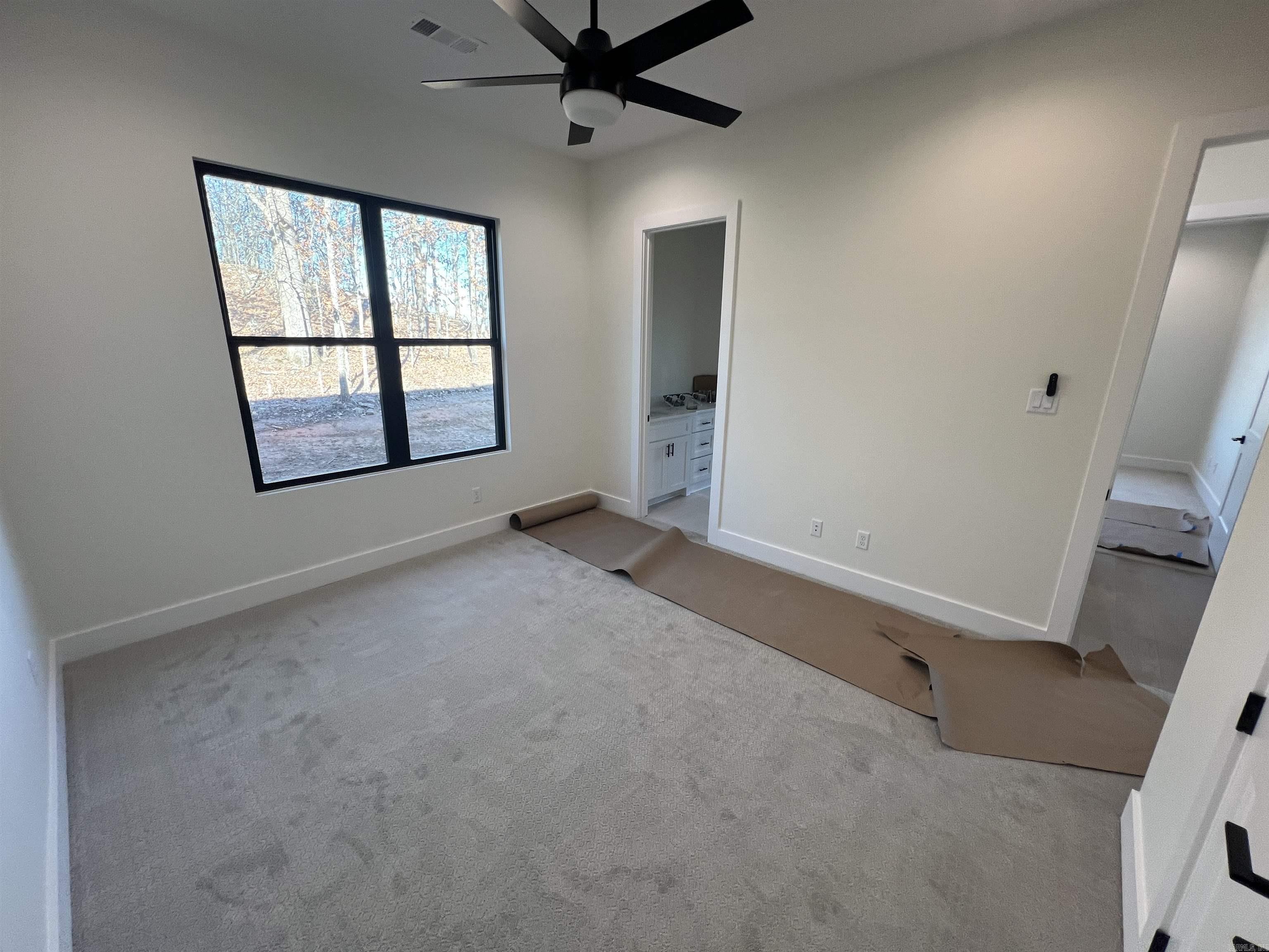 MILLERS GLENN - Residential