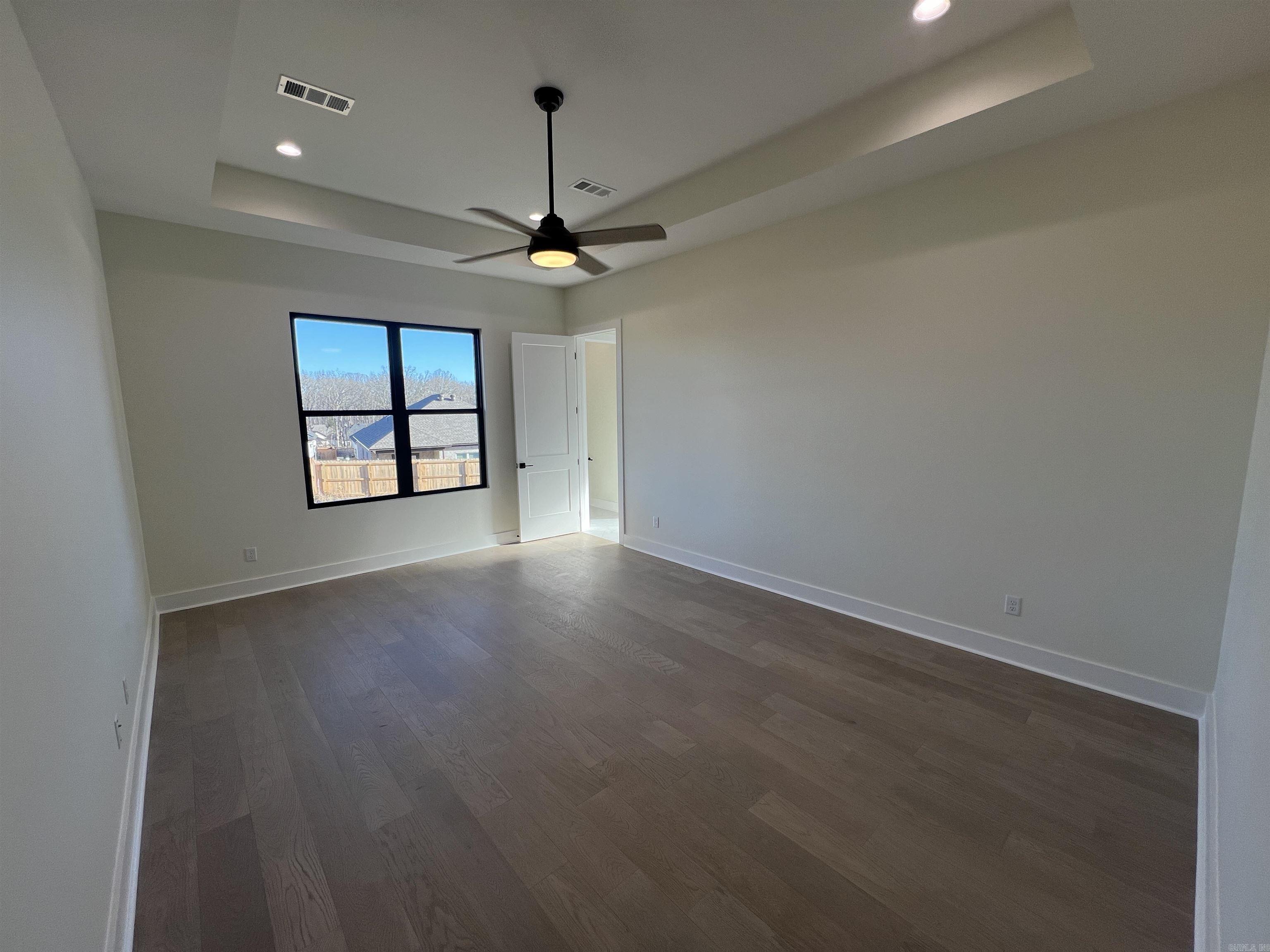 MILLERS GLENN - Residential