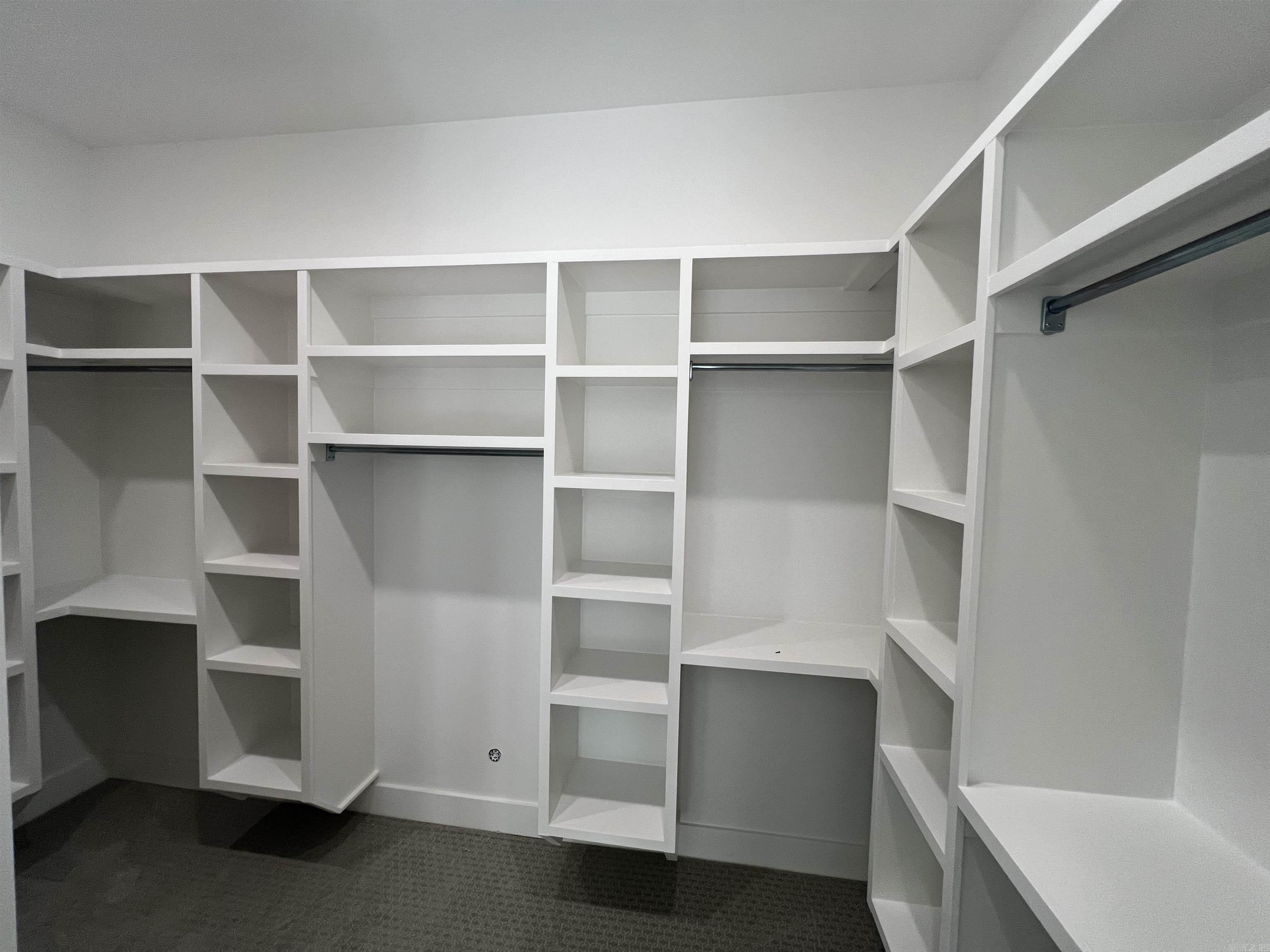 MILLERS GLENN - Residential