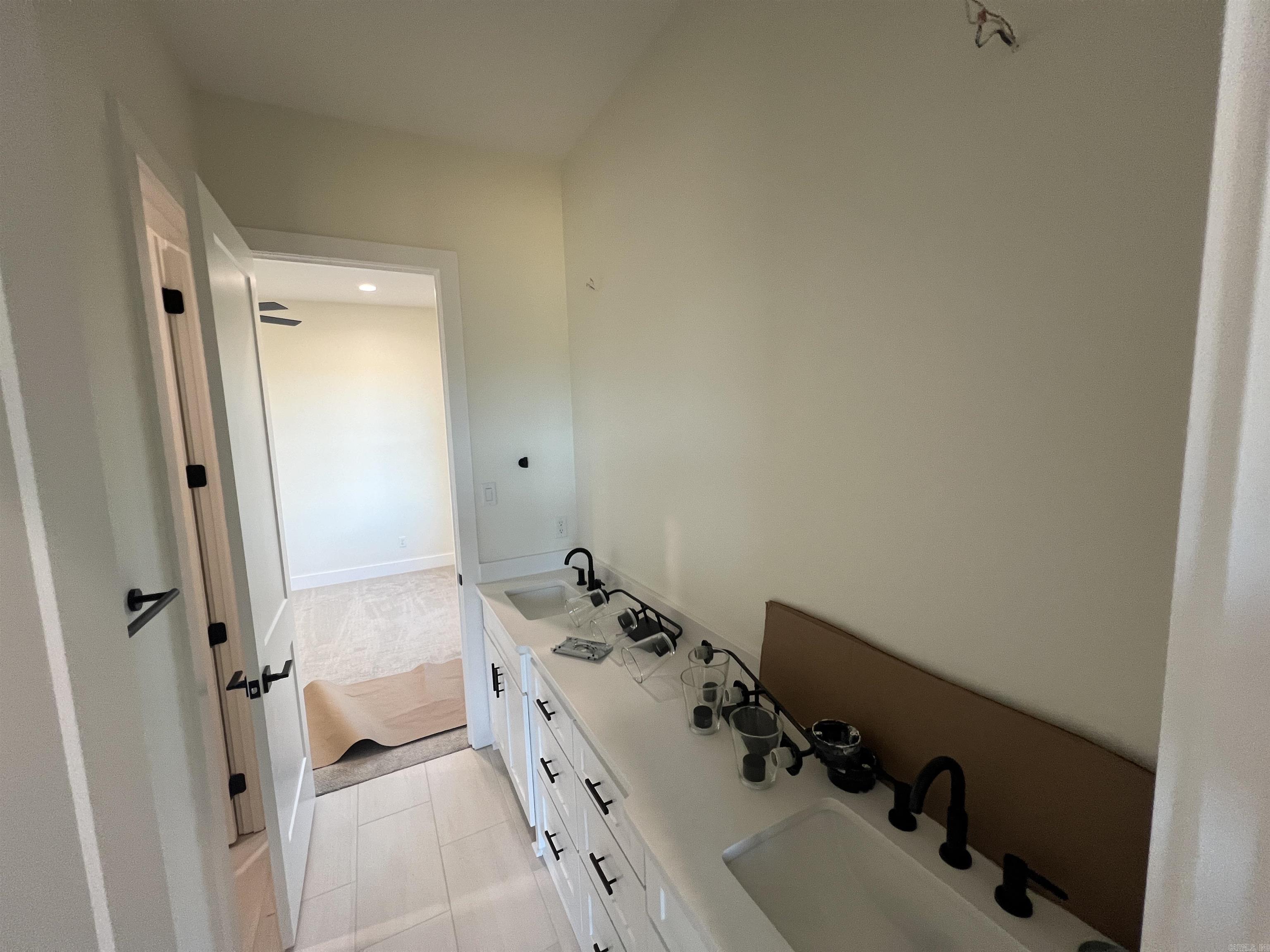 MILLERS GLENN - Residential