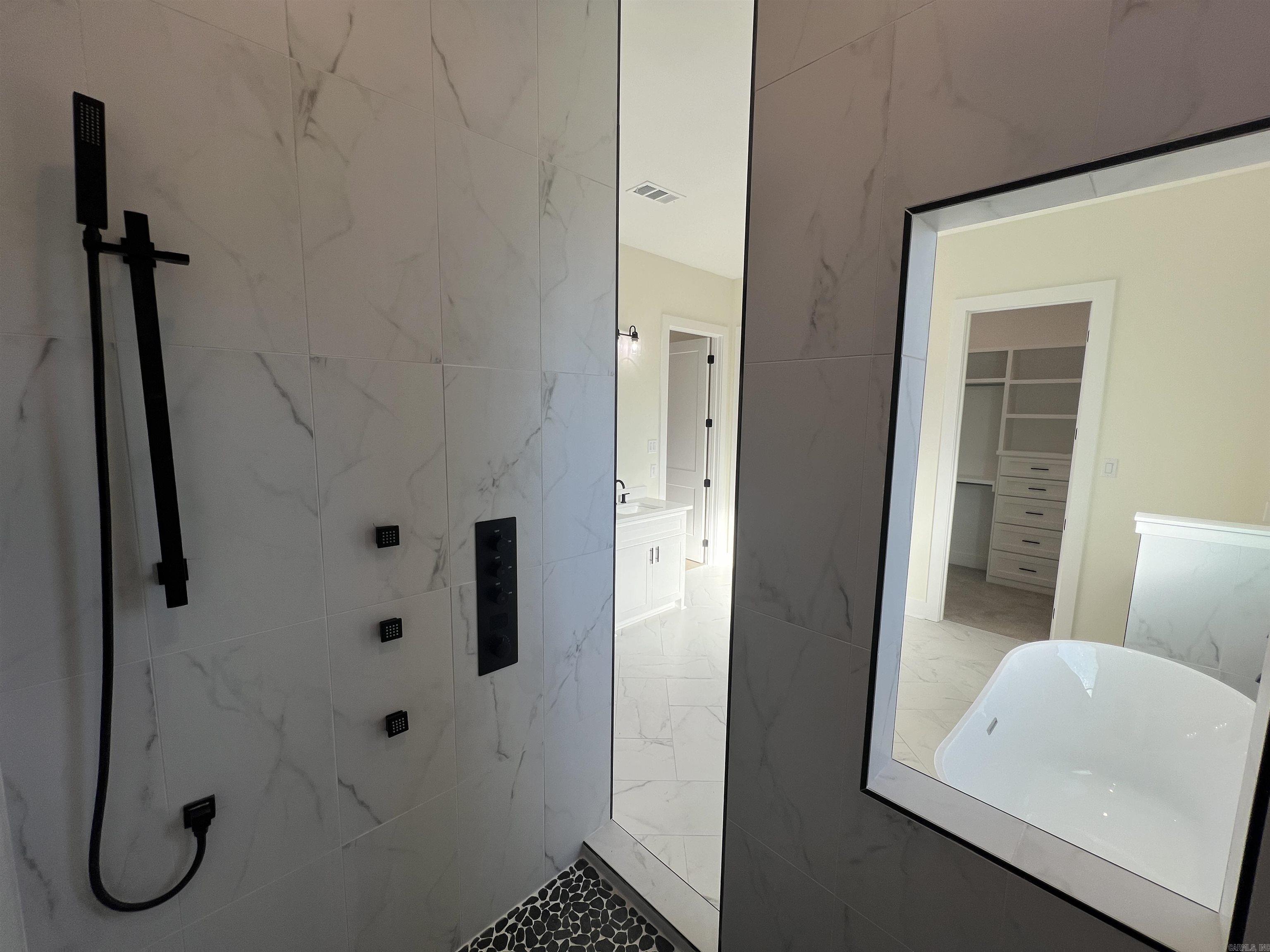 MILLERS GLENN - Residential