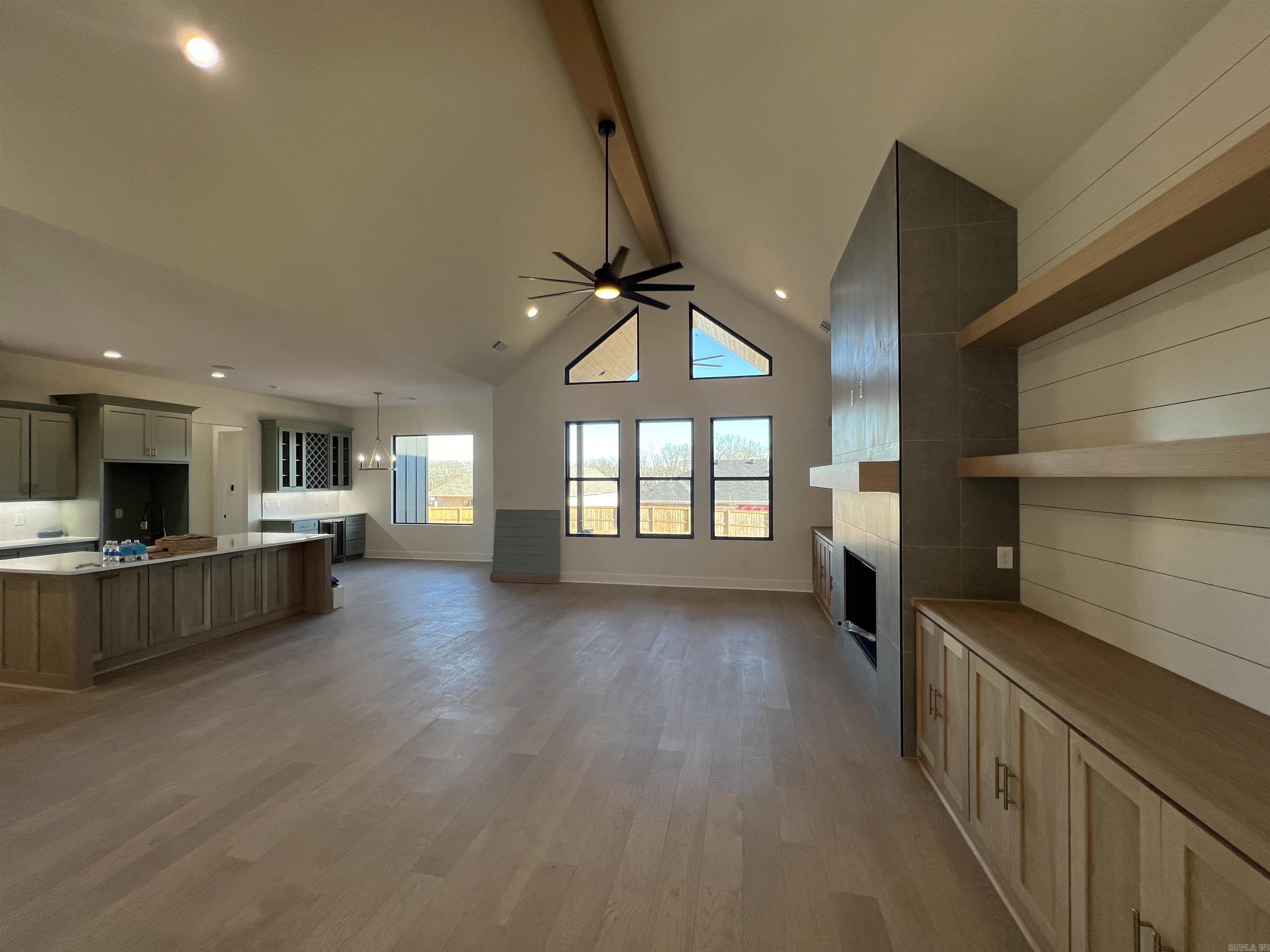 MILLERS GLENN - Residential