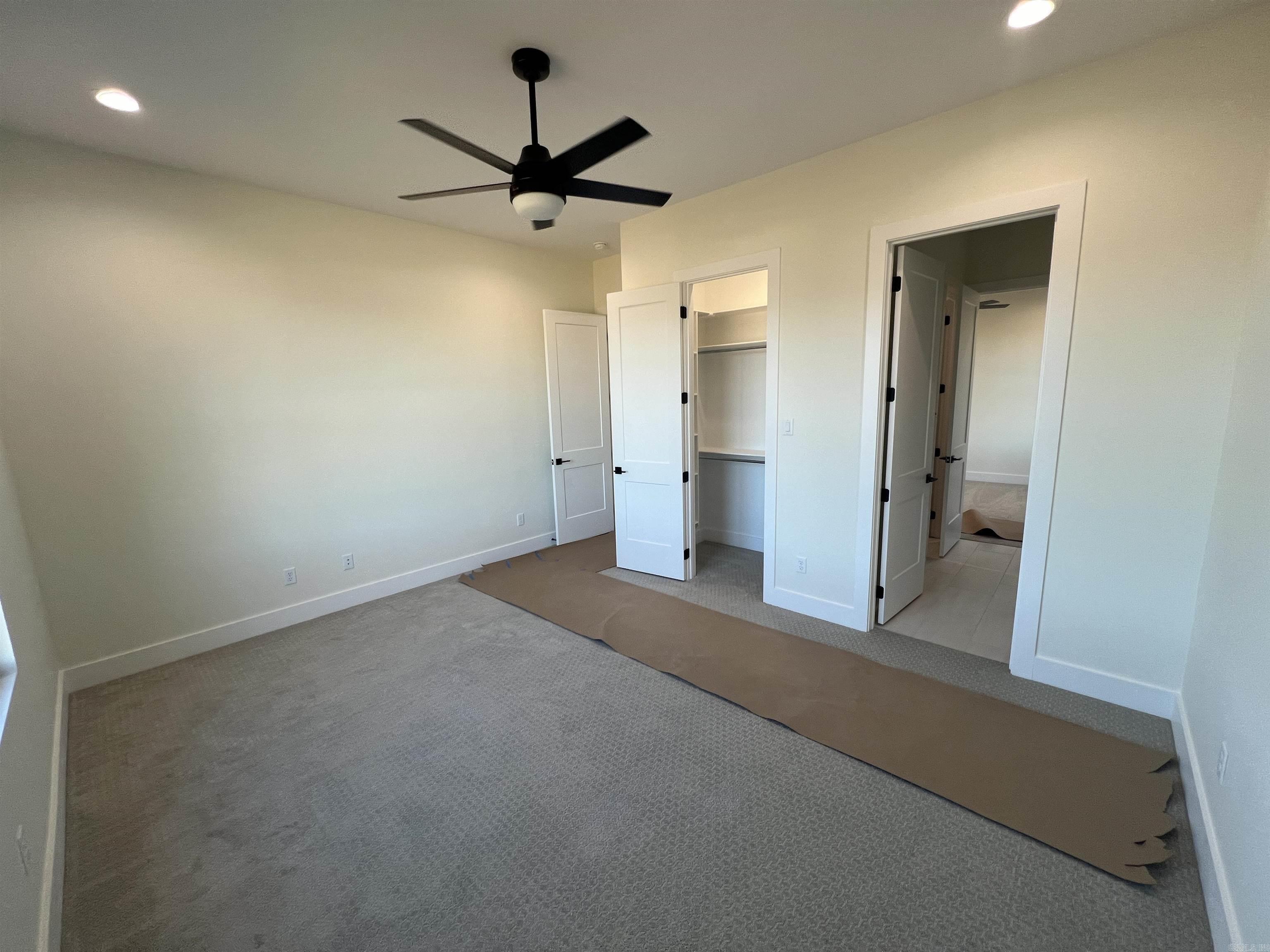 MILLERS GLENN - Residential