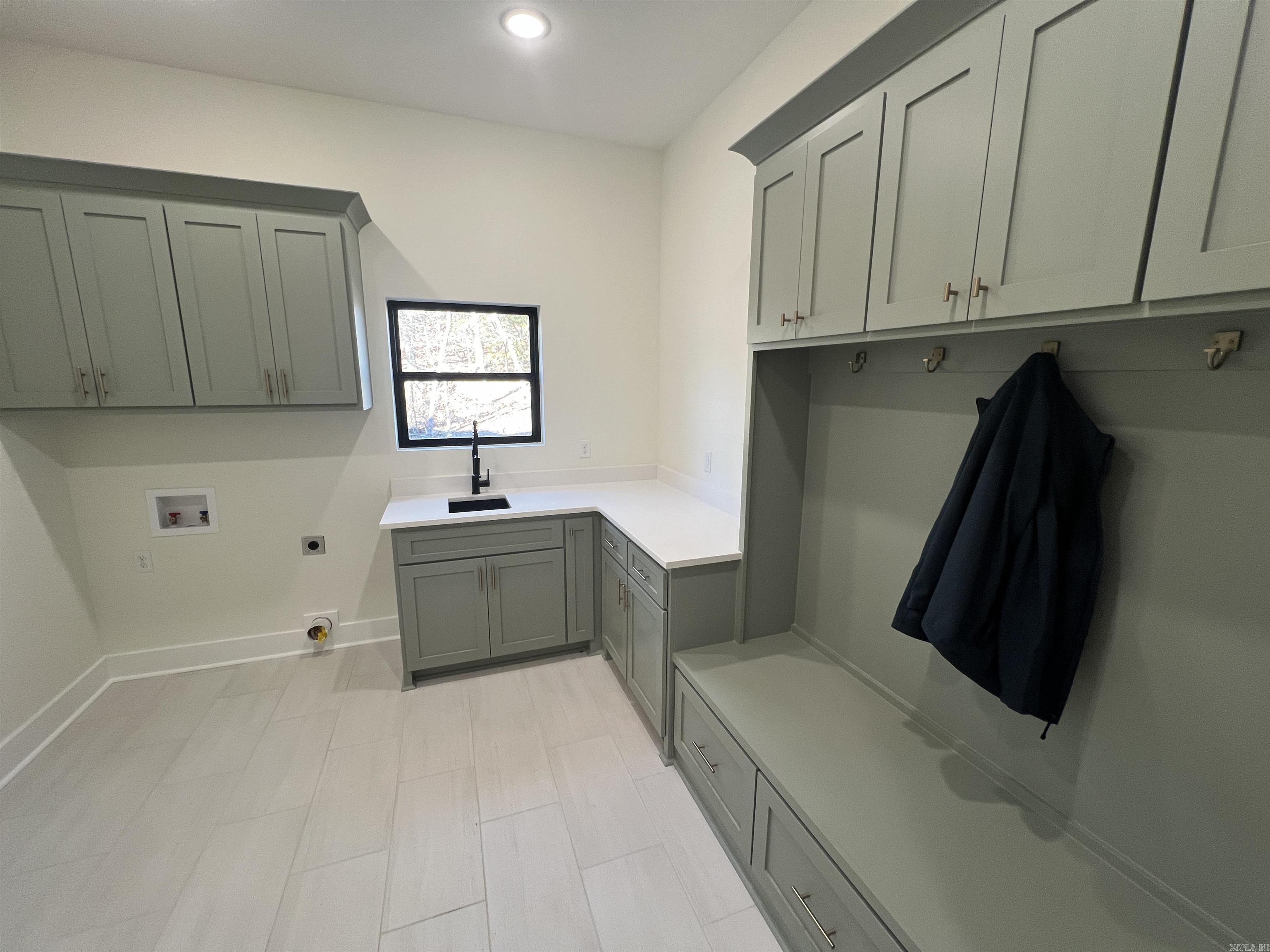 MILLERS GLENN - Residential