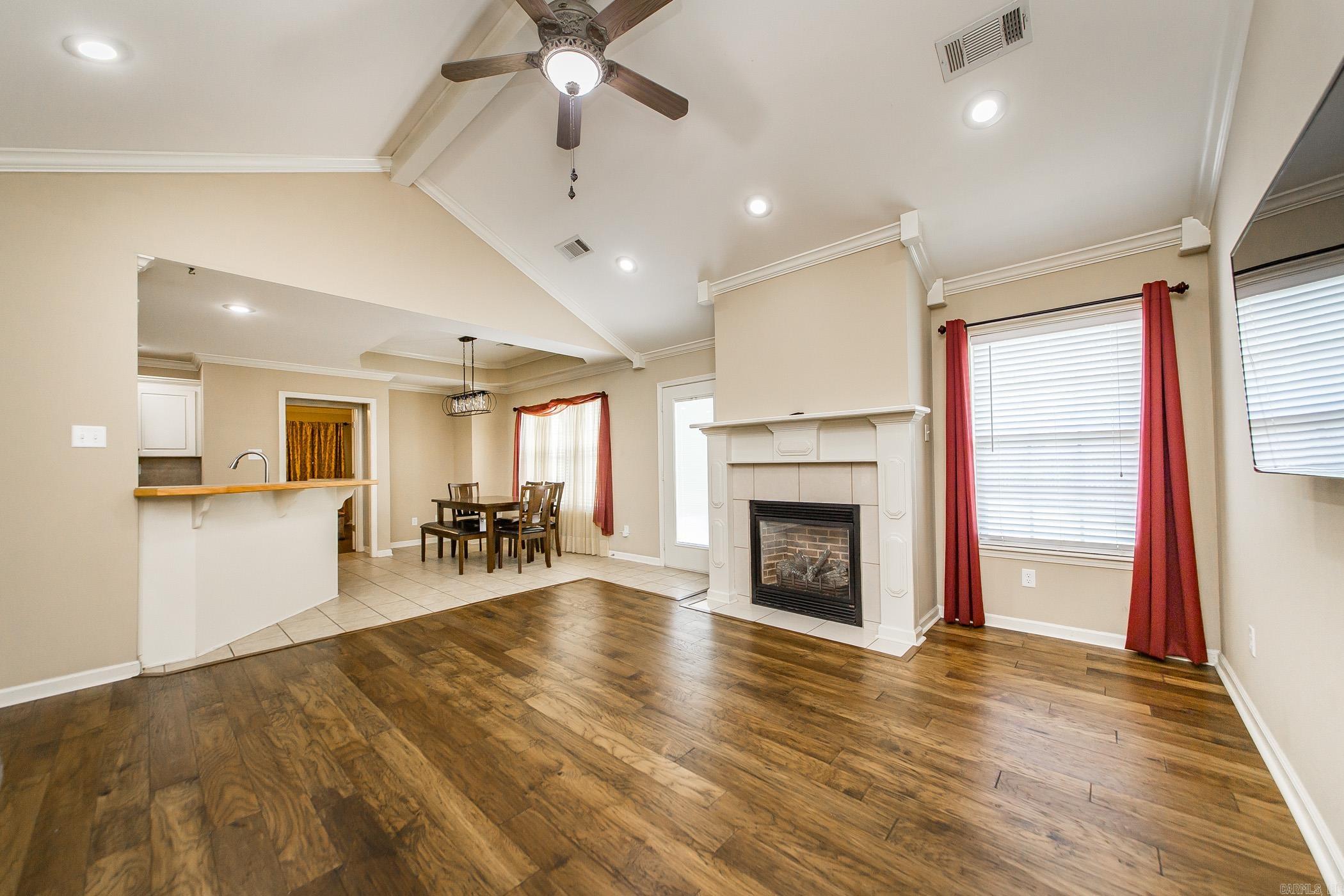 MAGNESS CREEK NORTH - Residential