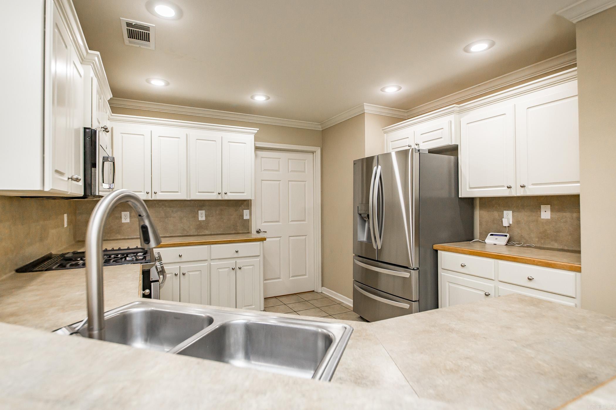 MAGNESS CREEK NORTH - Residential