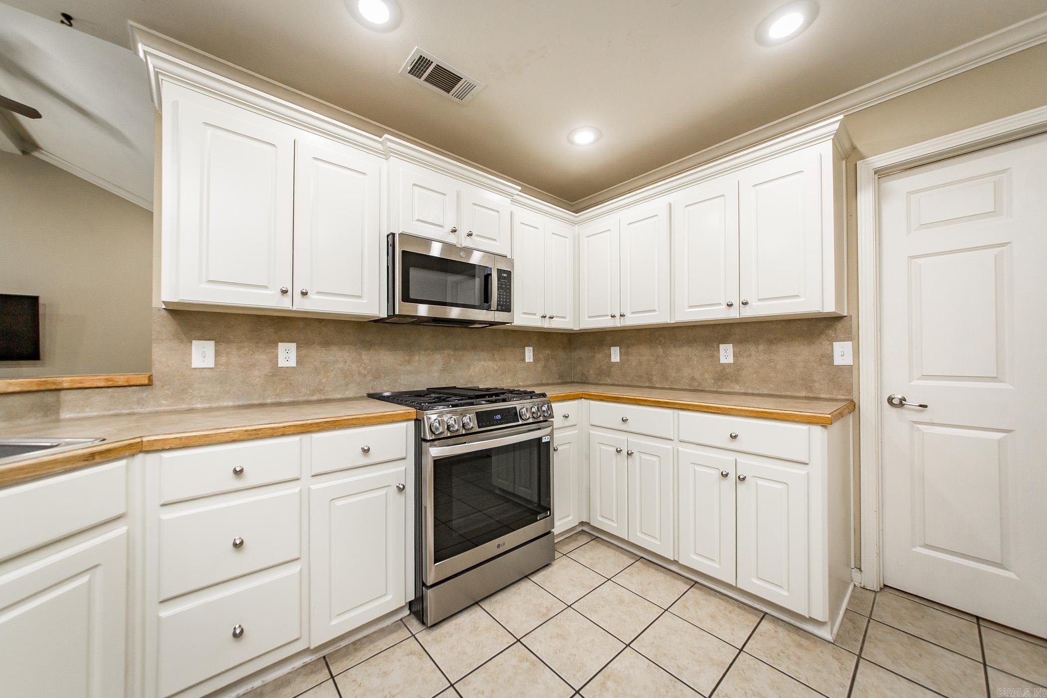 MAGNESS CREEK NORTH - Residential