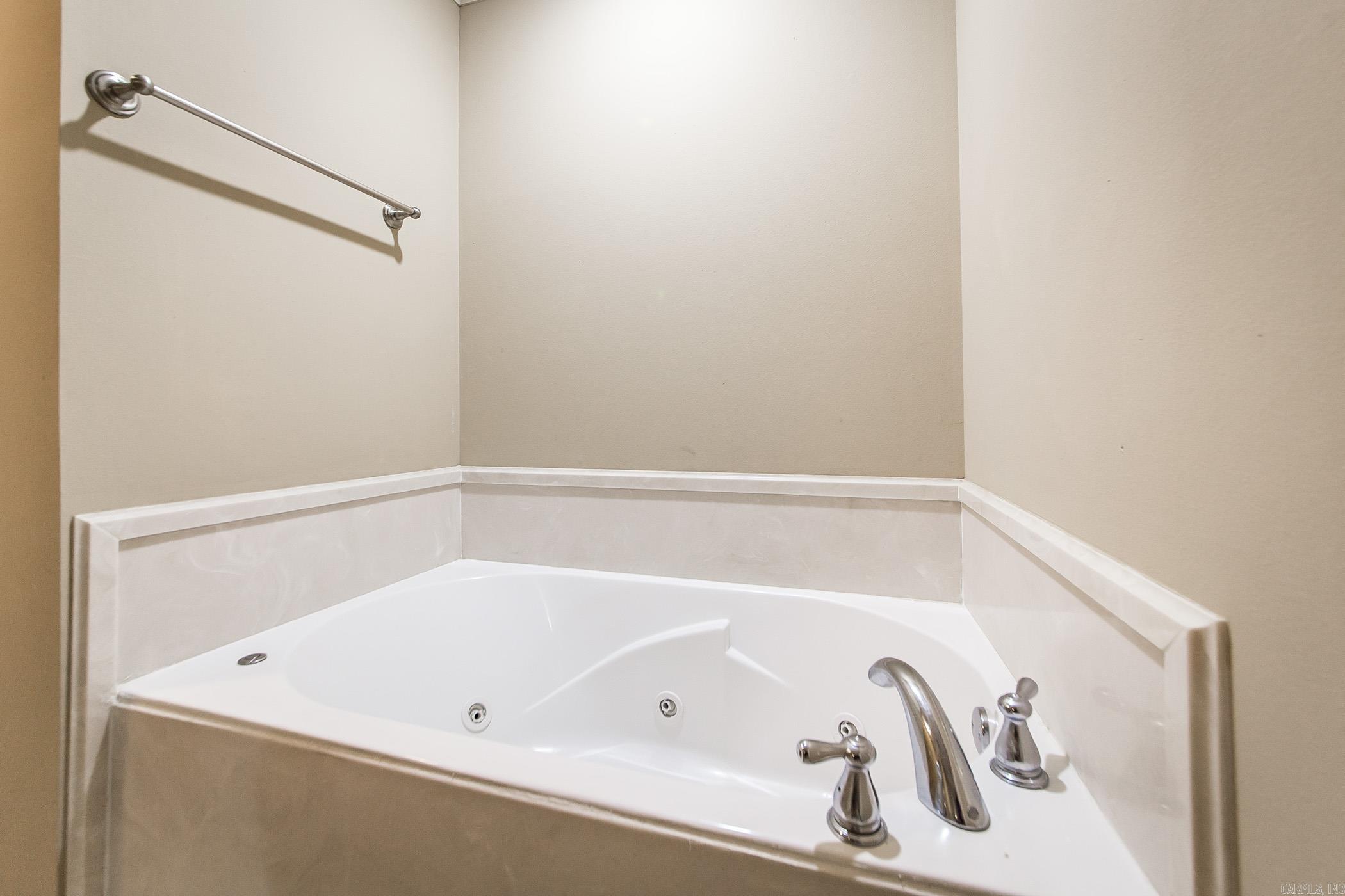 MAGNESS CREEK NORTH - Residential