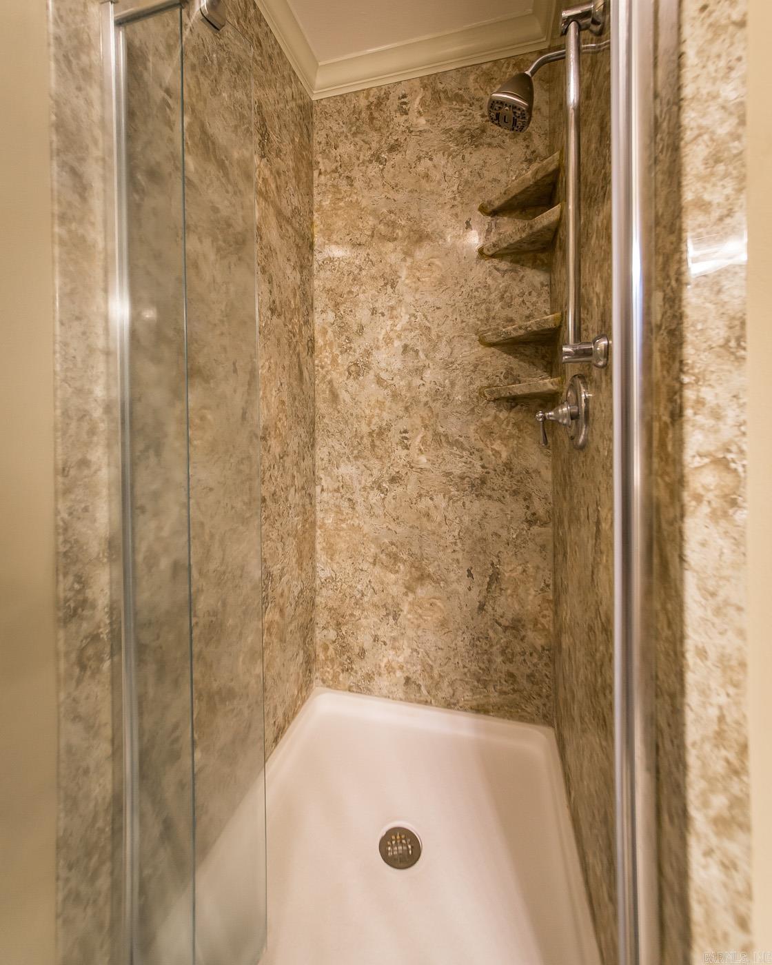 MAGNESS CREEK NORTH - Residential