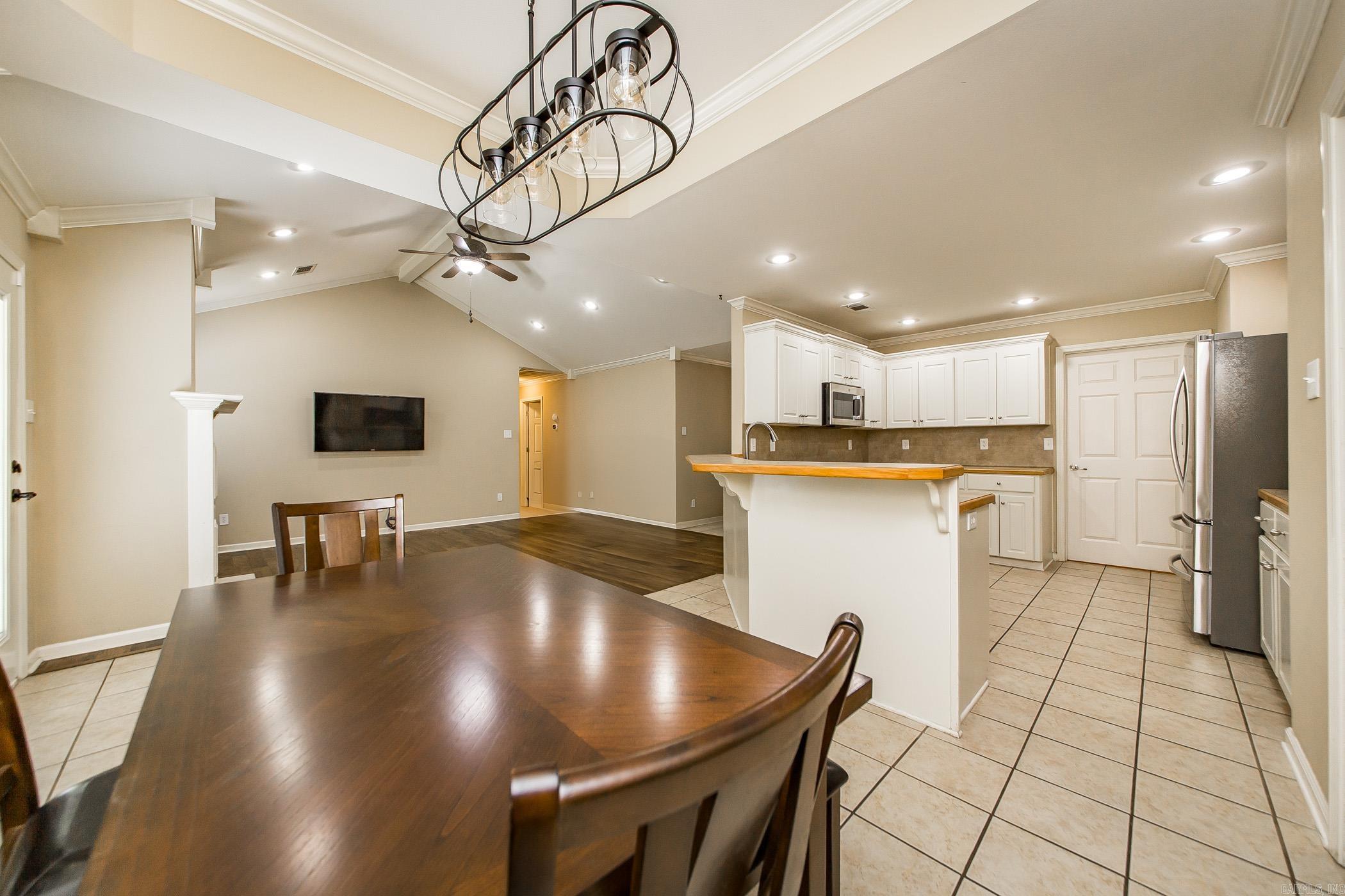 MAGNESS CREEK NORTH - Residential