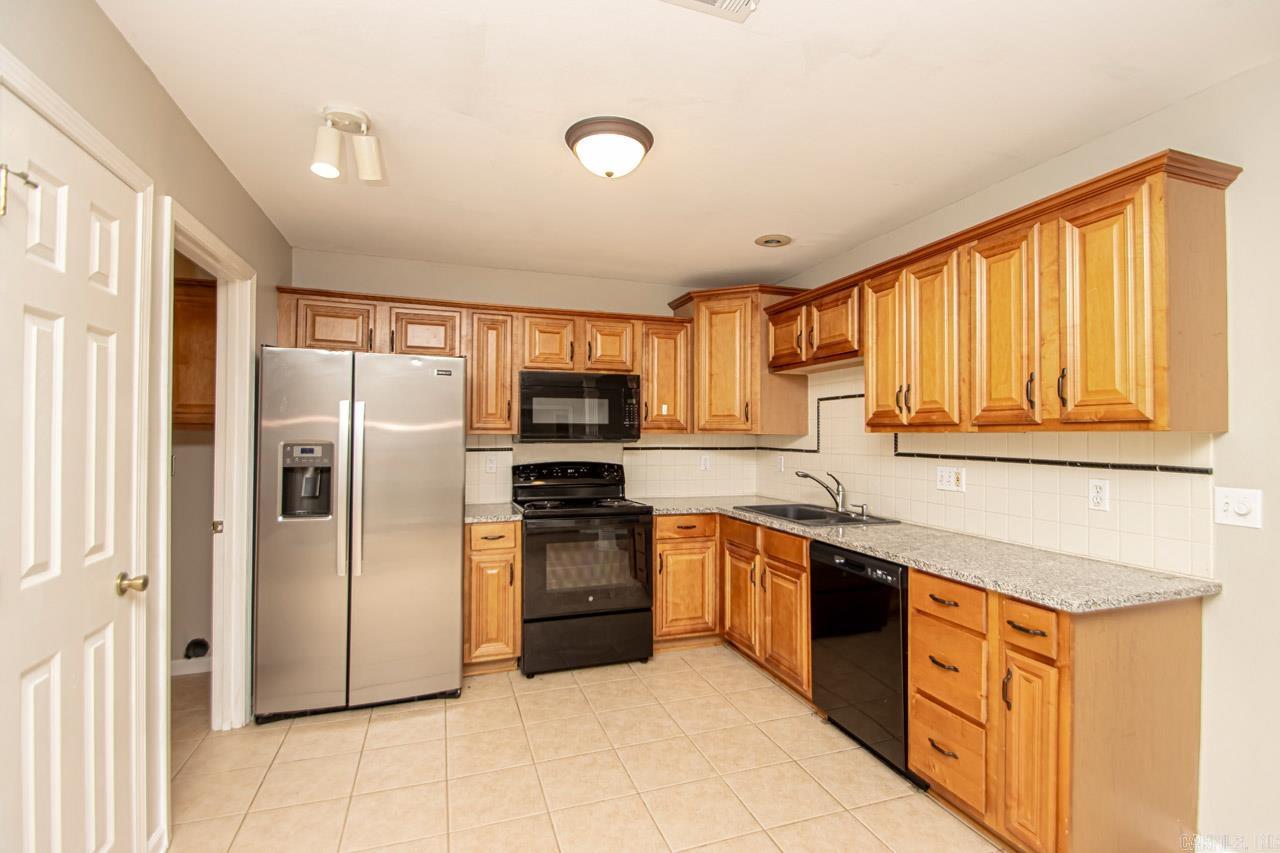 LAKE CHERRYWOOD - Residential