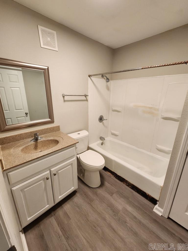 Plunkett 2nd - Residential Lease