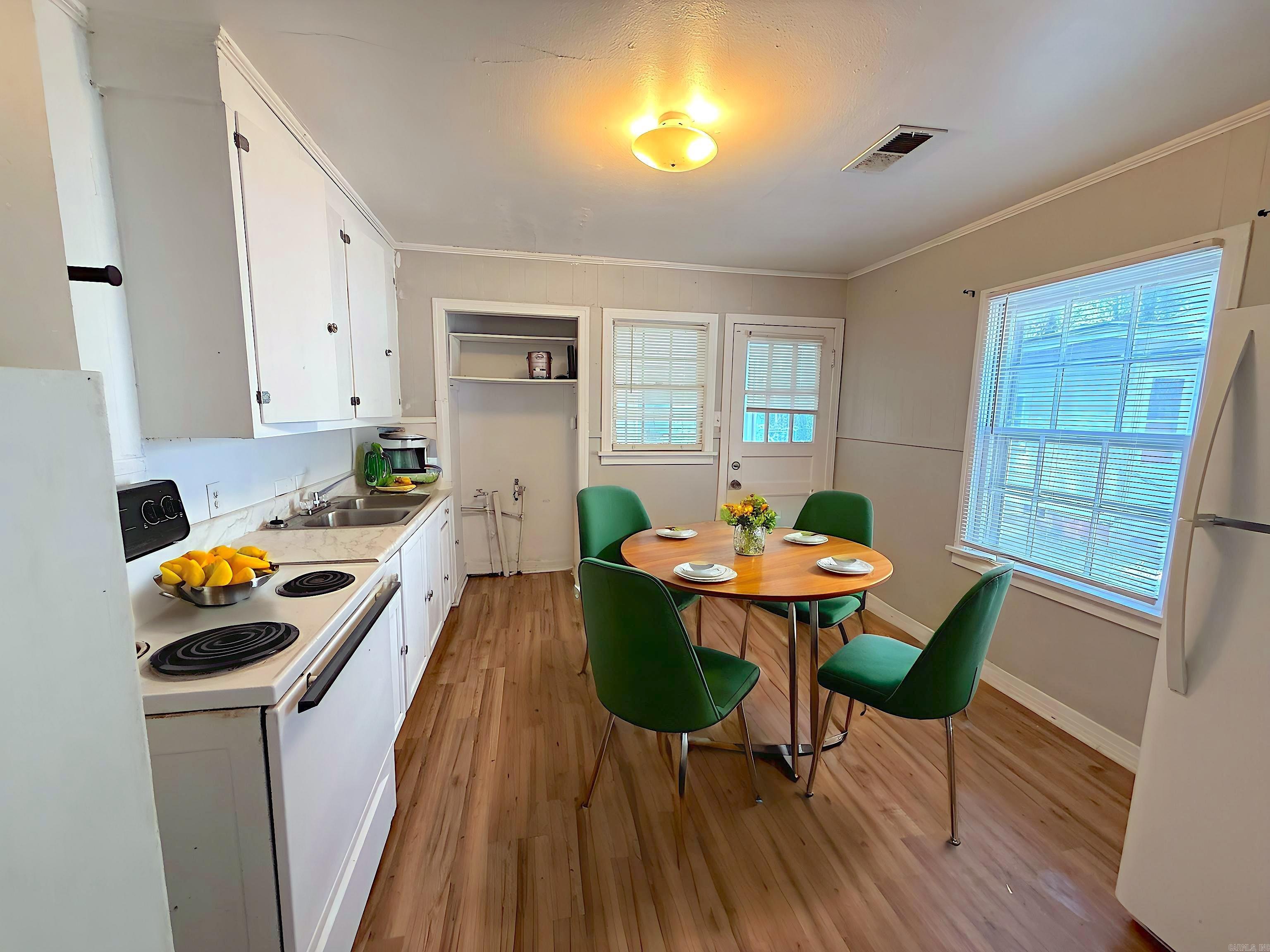 Twin Oaks - Residential