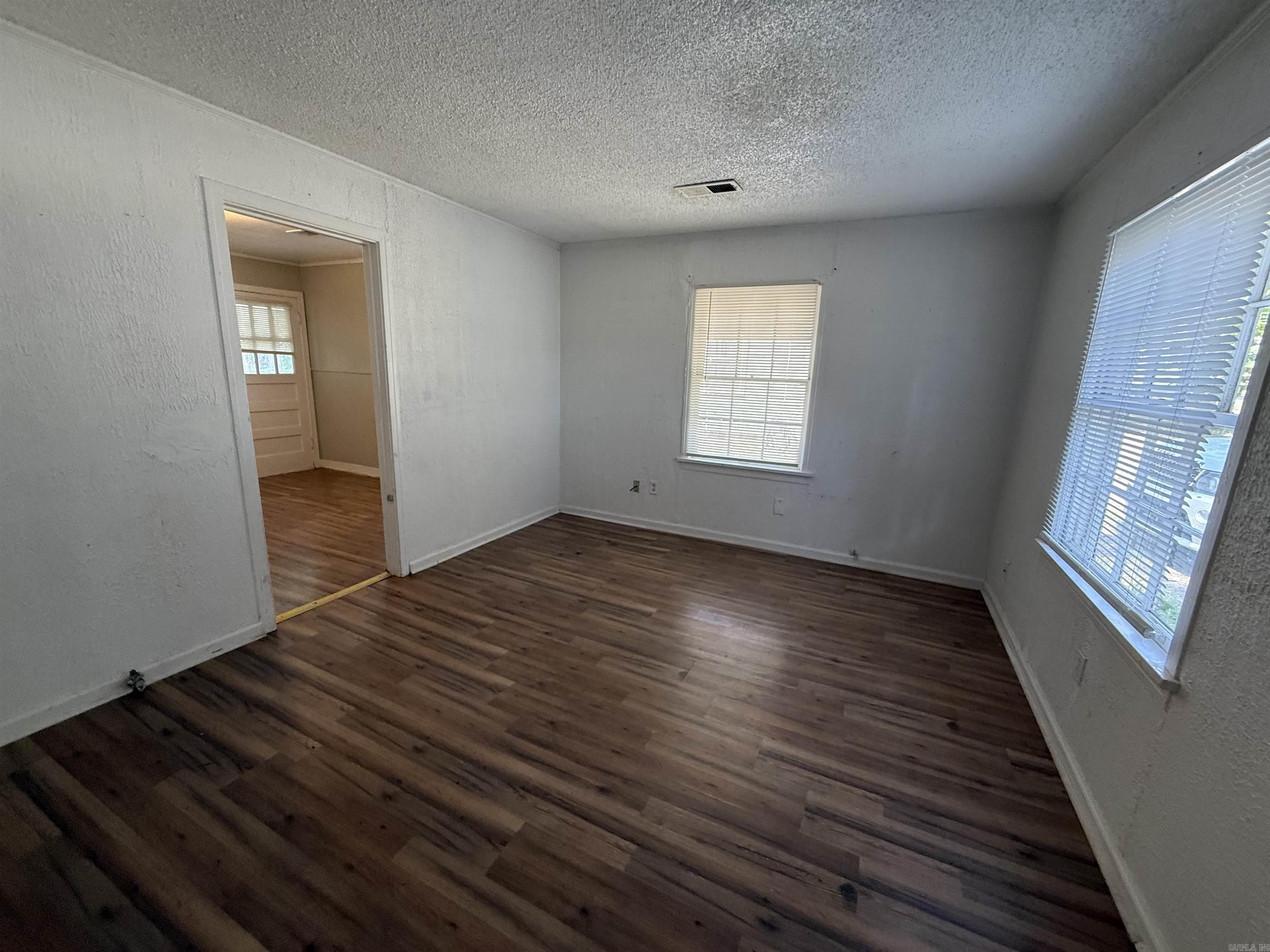 Twin Oaks - Residential