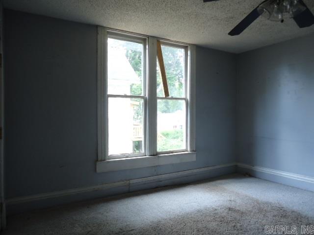 Weldon E Wrights - Residential