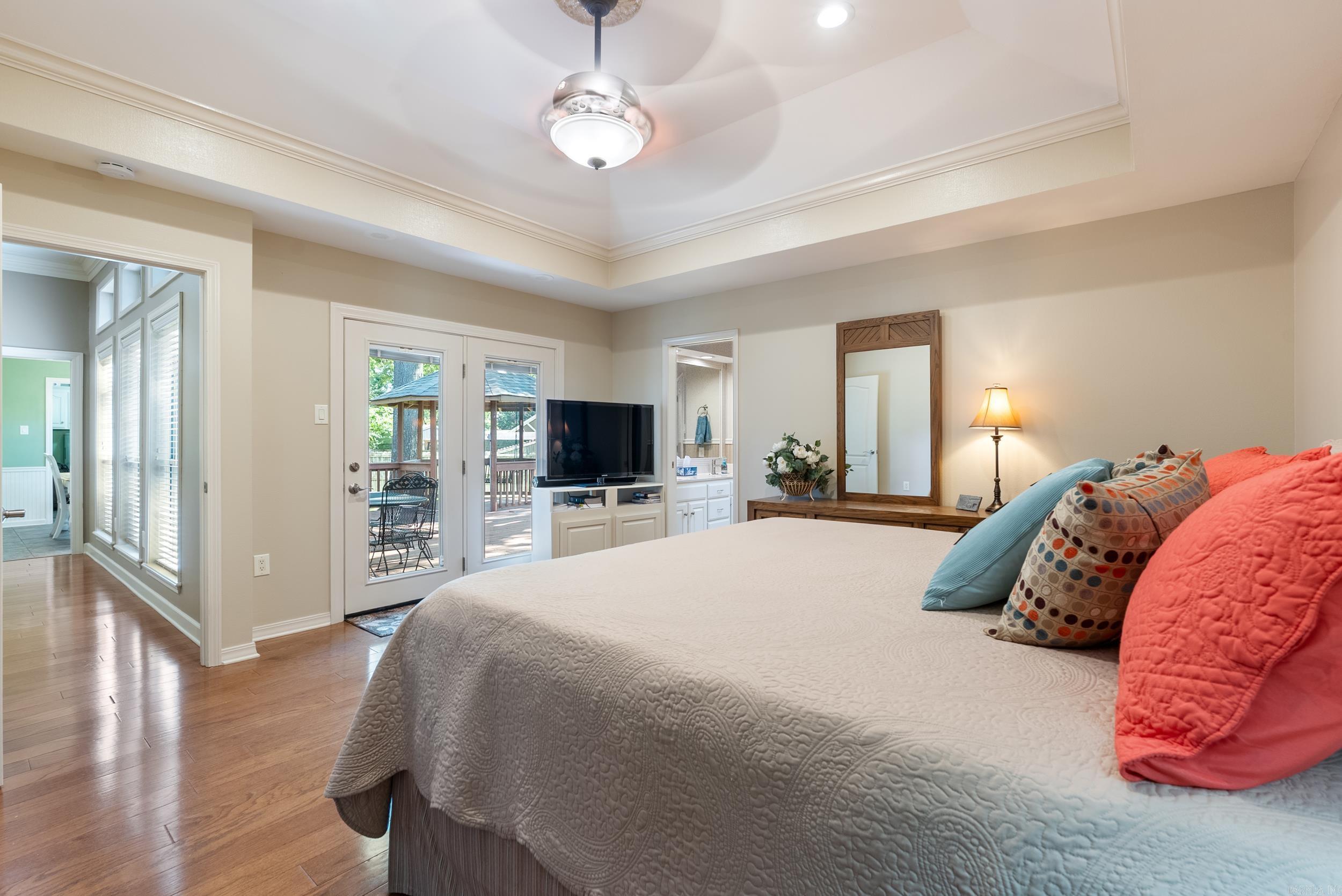 Saddletop - Residential