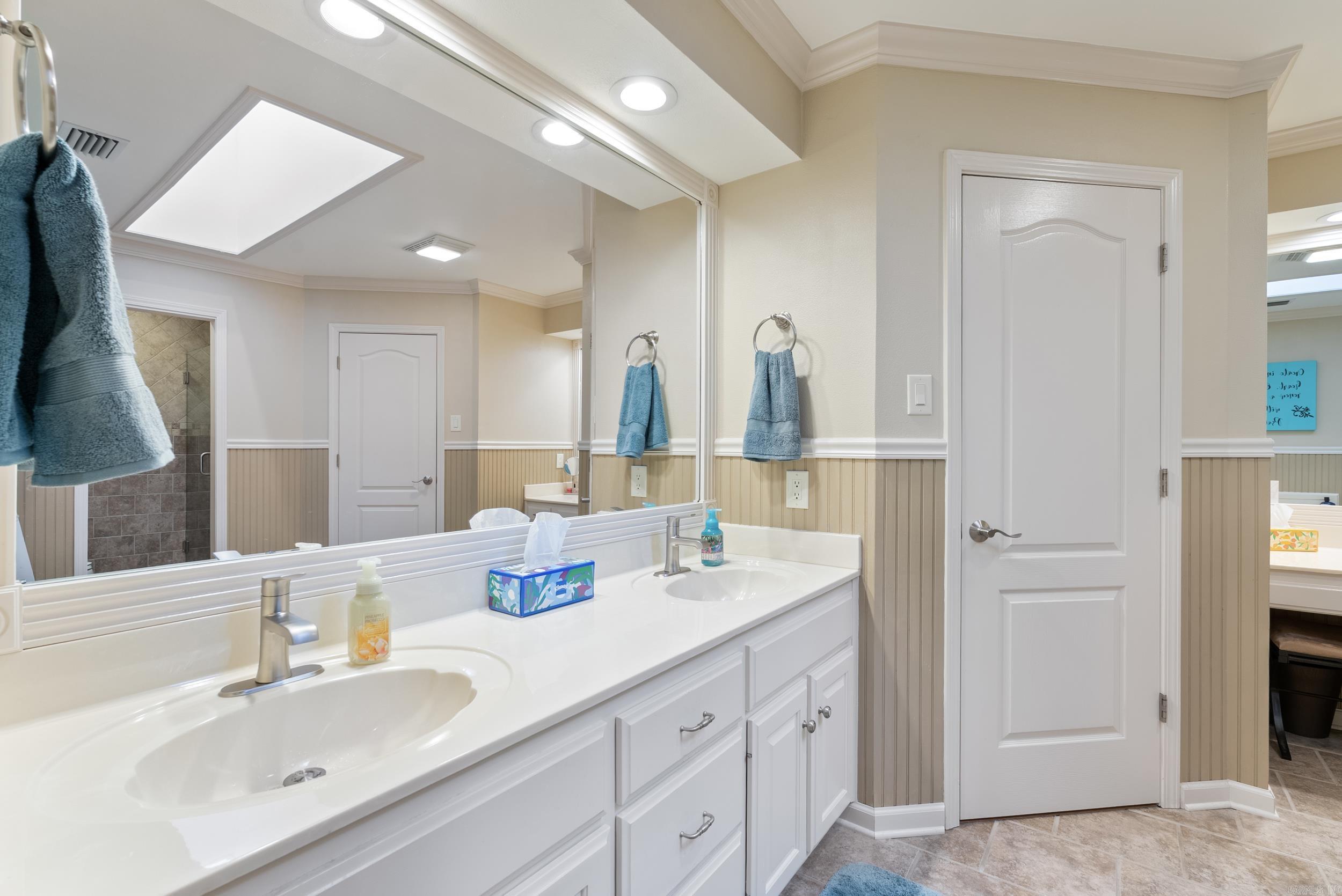 Saddletop - Residential