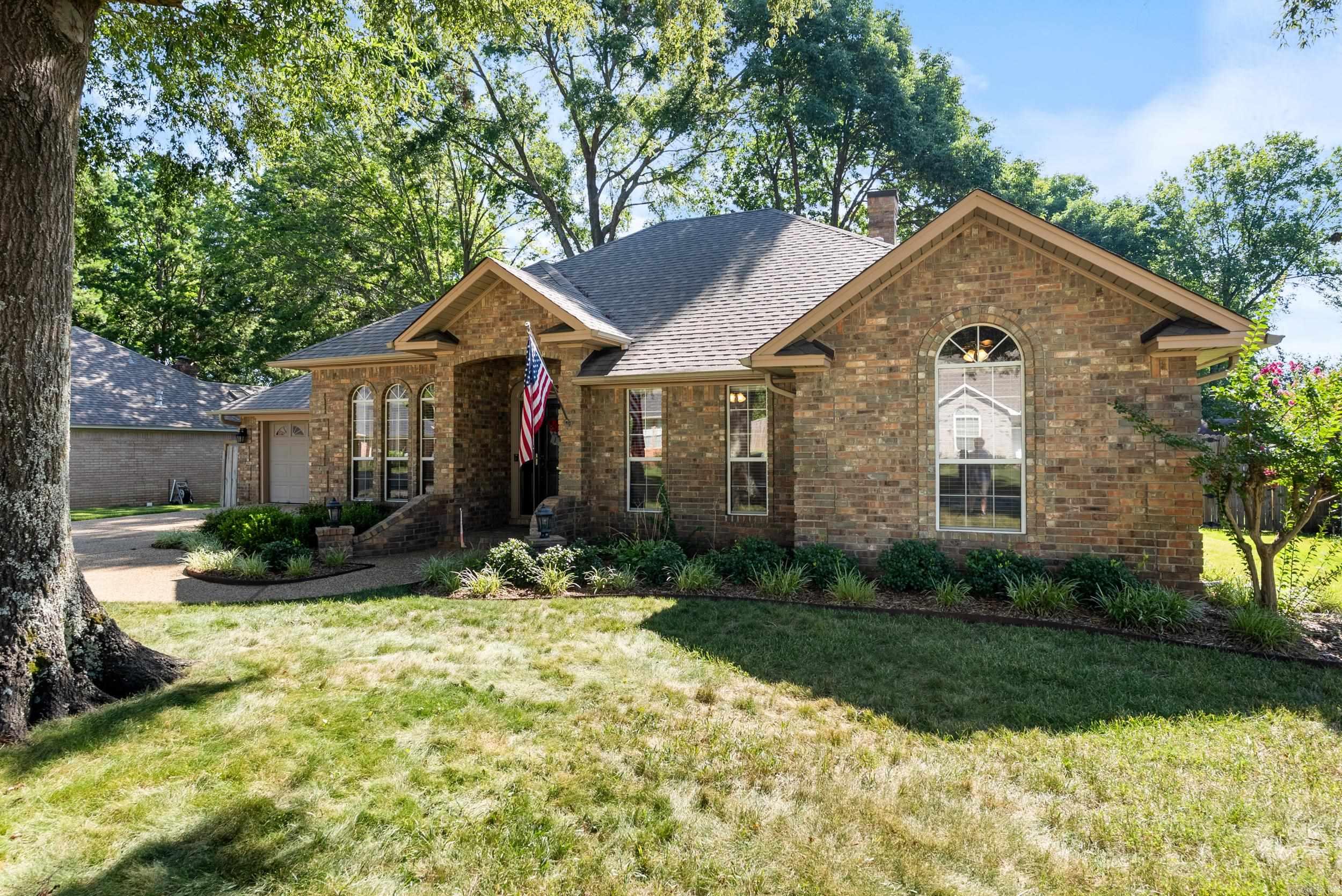 Saddletop - Residential