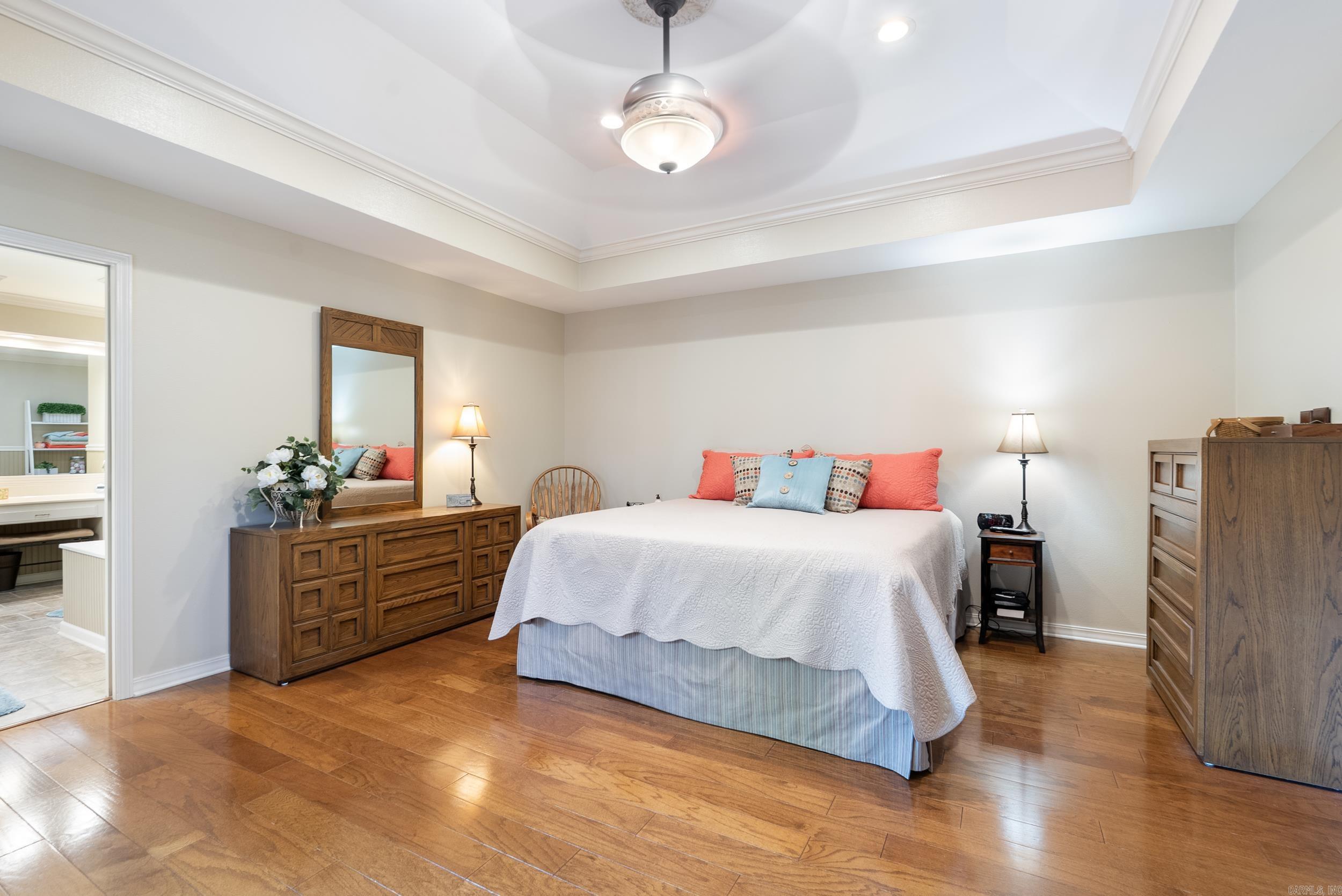 Saddletop - Residential