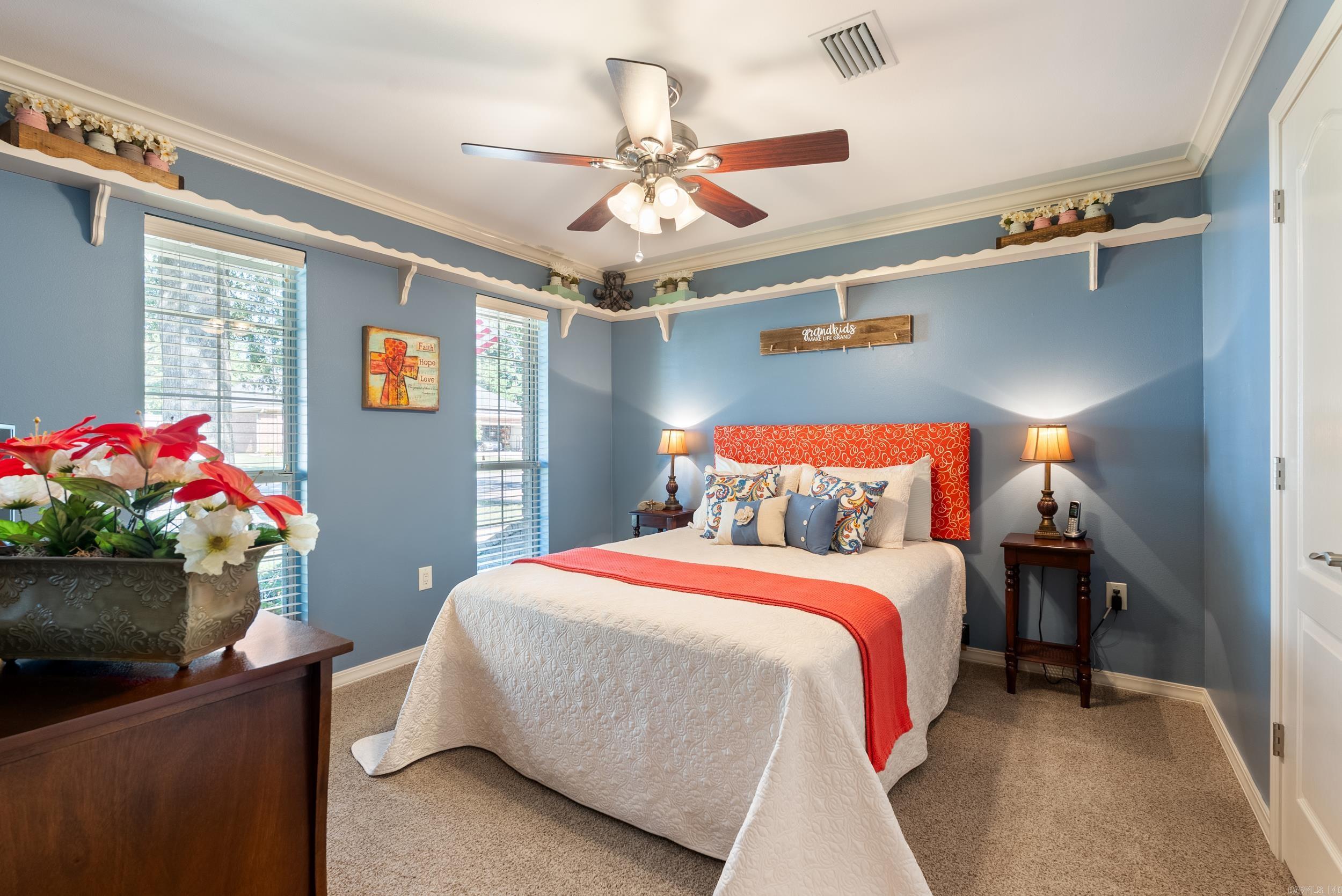 Saddletop - Residential