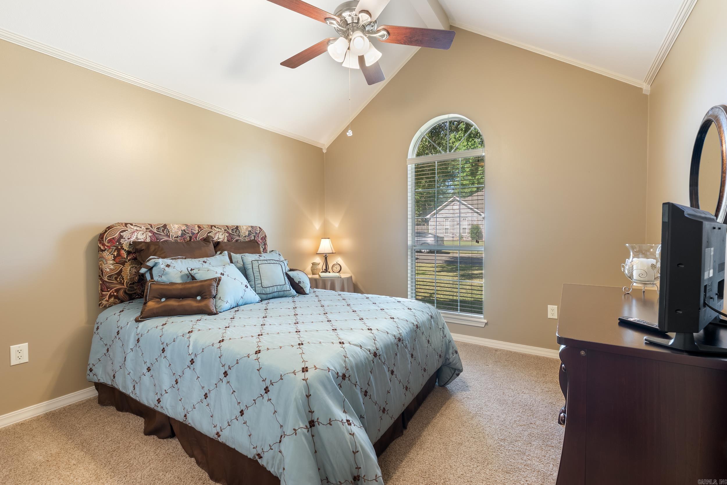 Saddletop - Residential