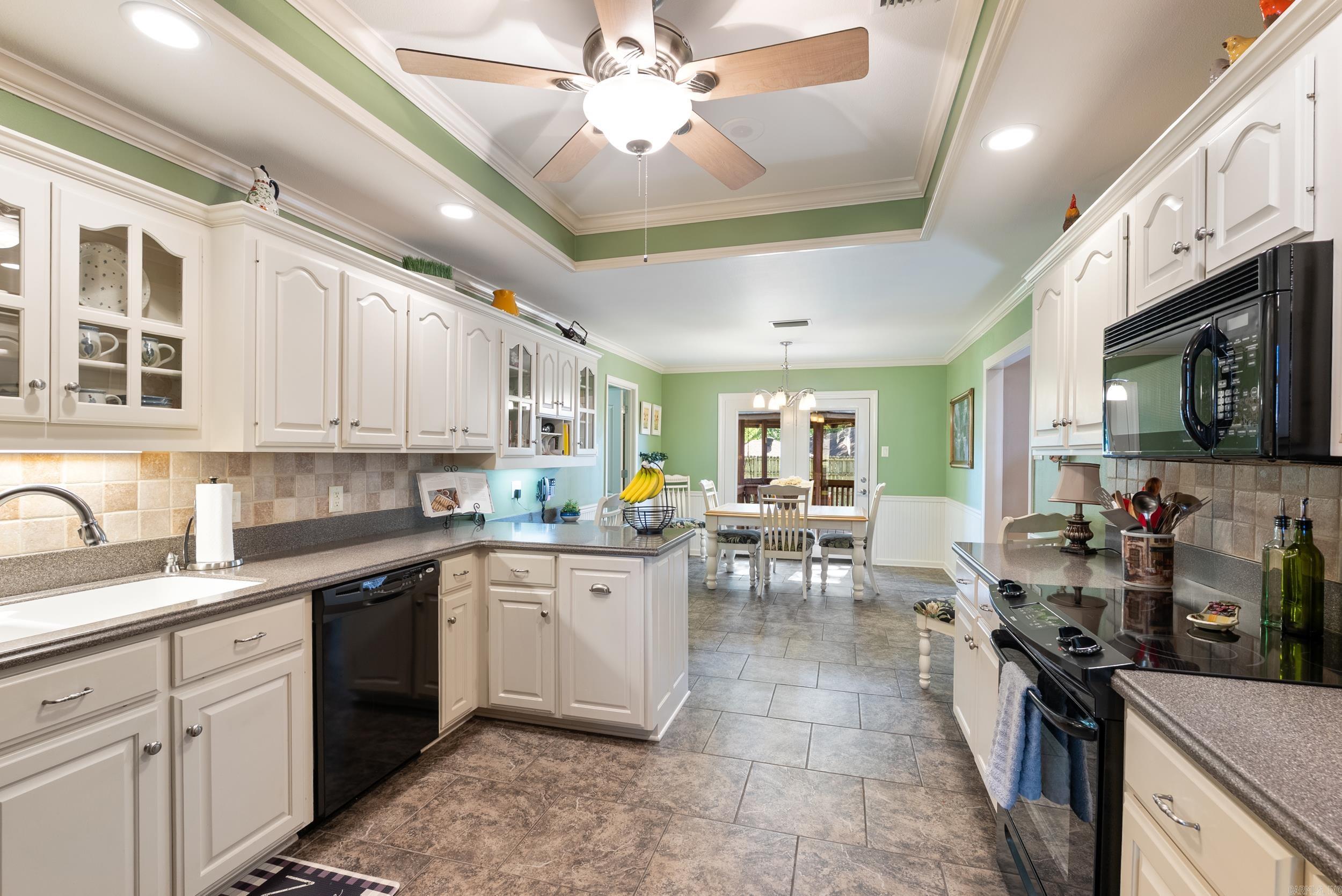 Saddletop - Residential