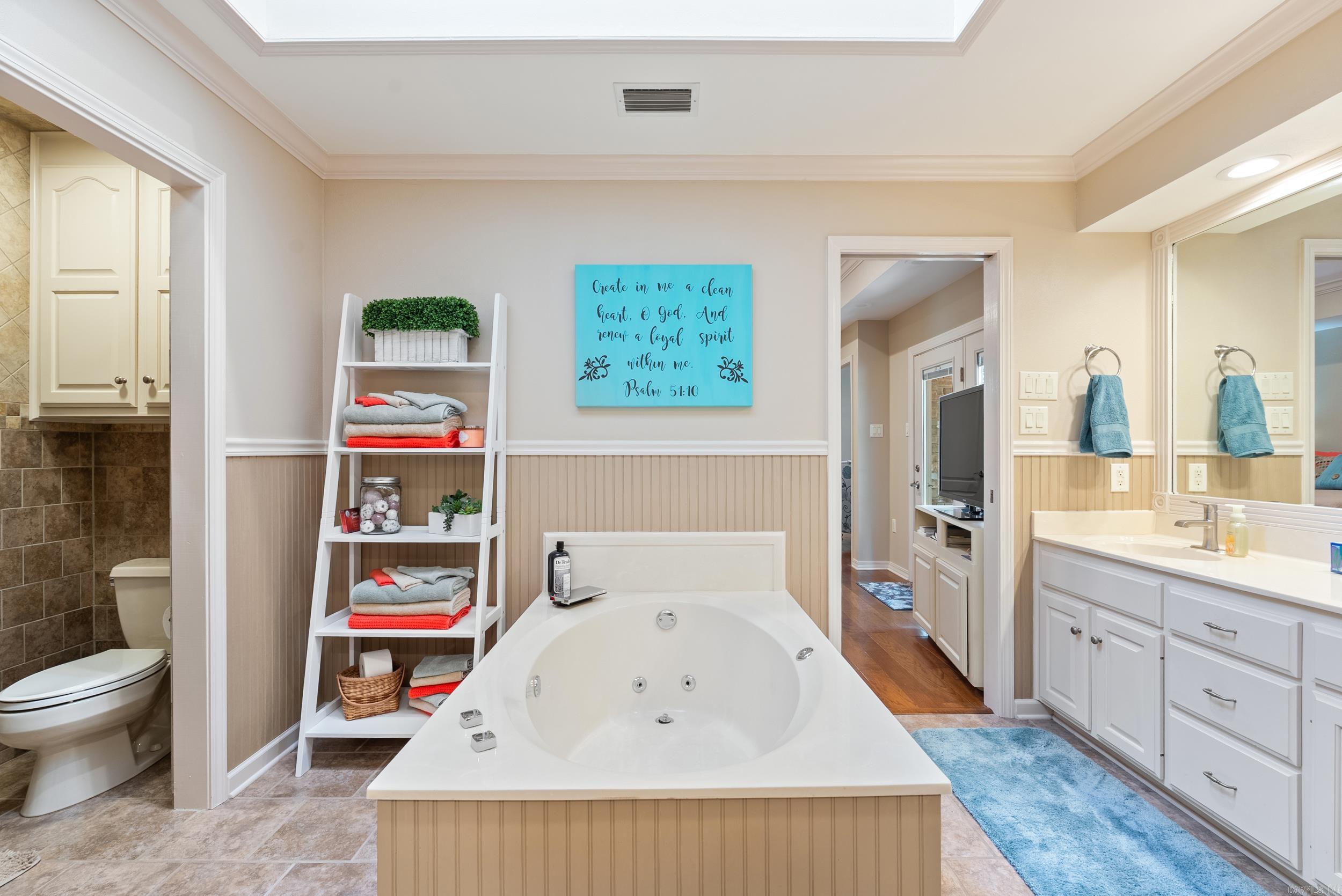 Saddletop - Residential